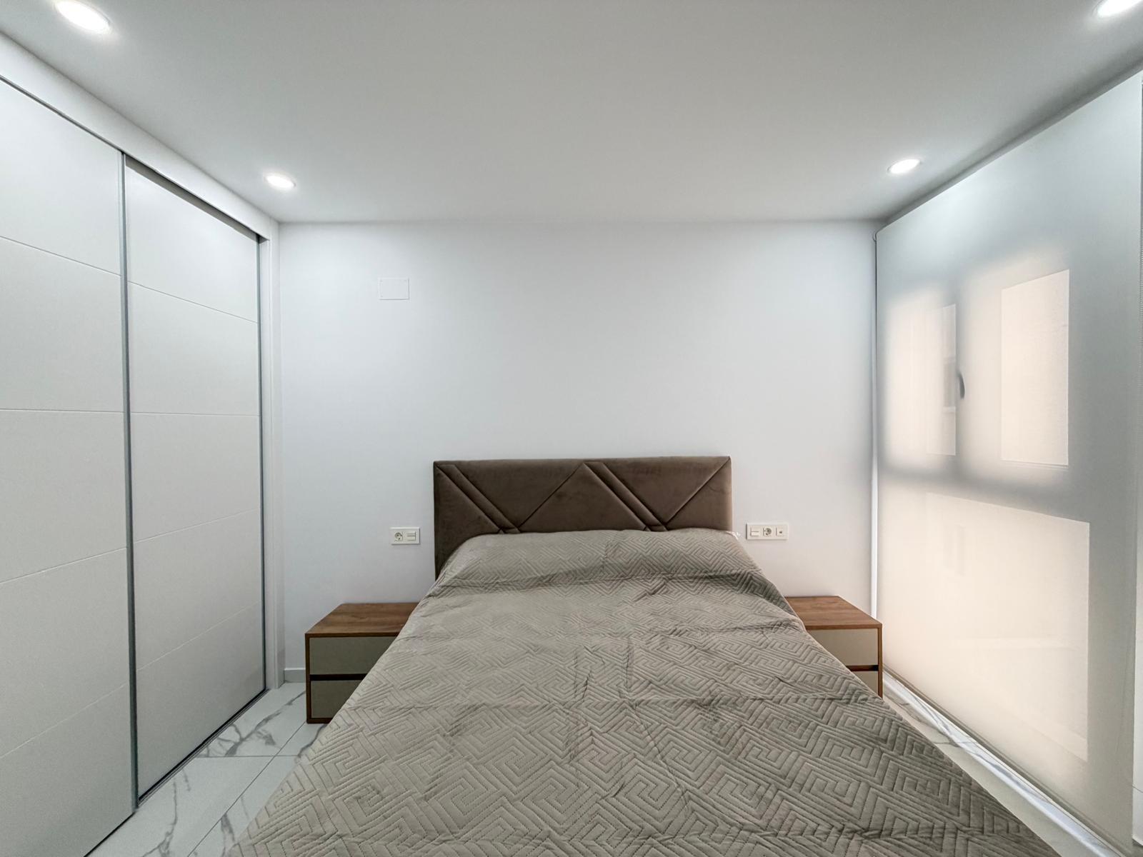 For sale - 2 Bedroom 2 Bathroom Apartment in Torrevieja - Estacion De Autobuses  - Alicante
