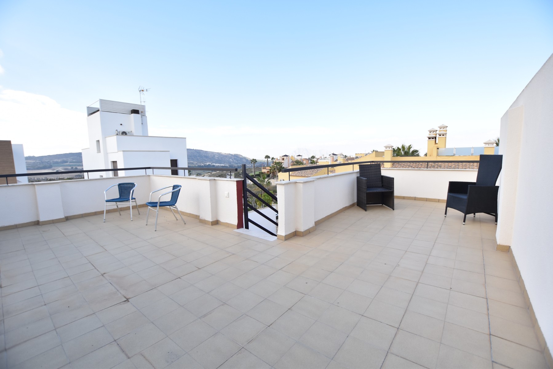 For sale - 3 Bedroom 2 Bathroom Villa in Algorfa - Inland  - Alicante