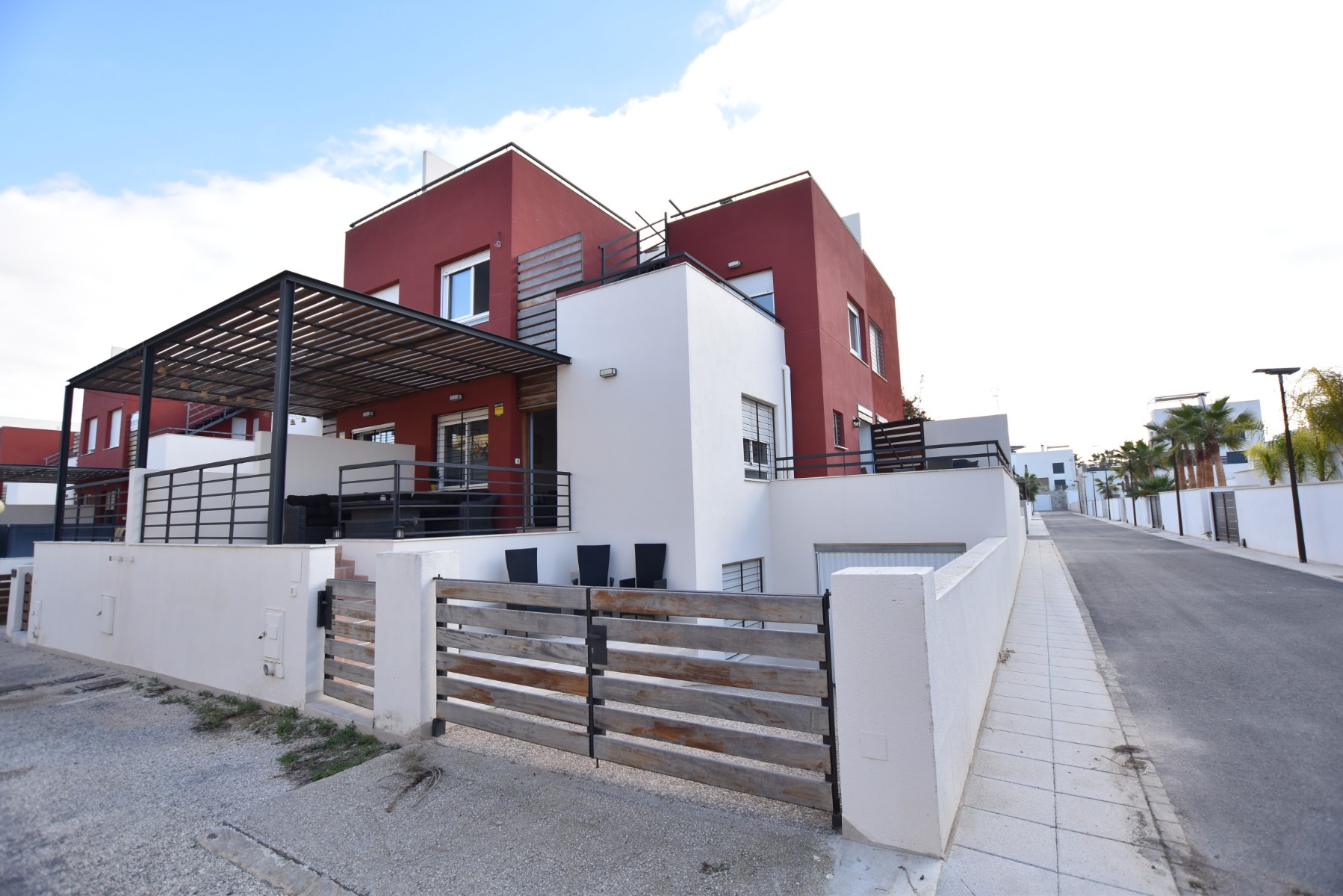 For sale - 3 Bedroom 2 Bathroom Villa in Algorfa - Inland  - Alicante