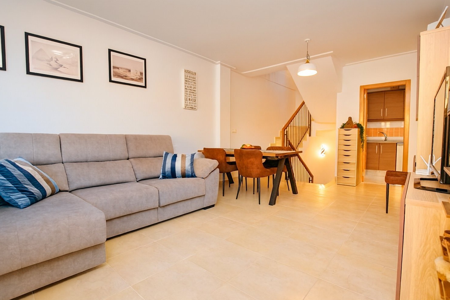 For sale - 3 Bedroom 2 Bathroom Villa in Algorfa - Inland  - Alicante
