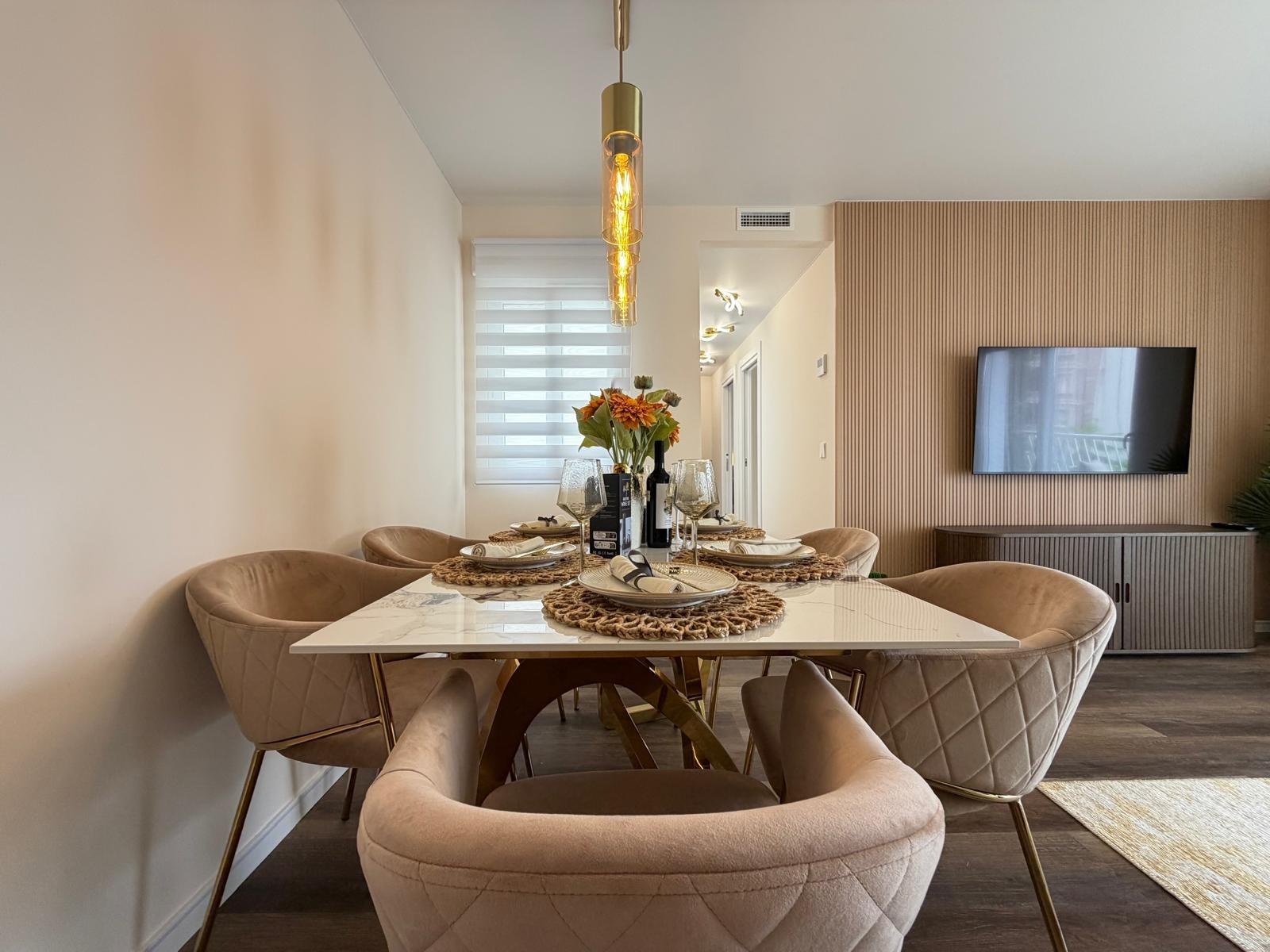 For sale - 3 Bedroom 2 Bathroom Apartment in Torrevieja - Torrevieja  - Alicante