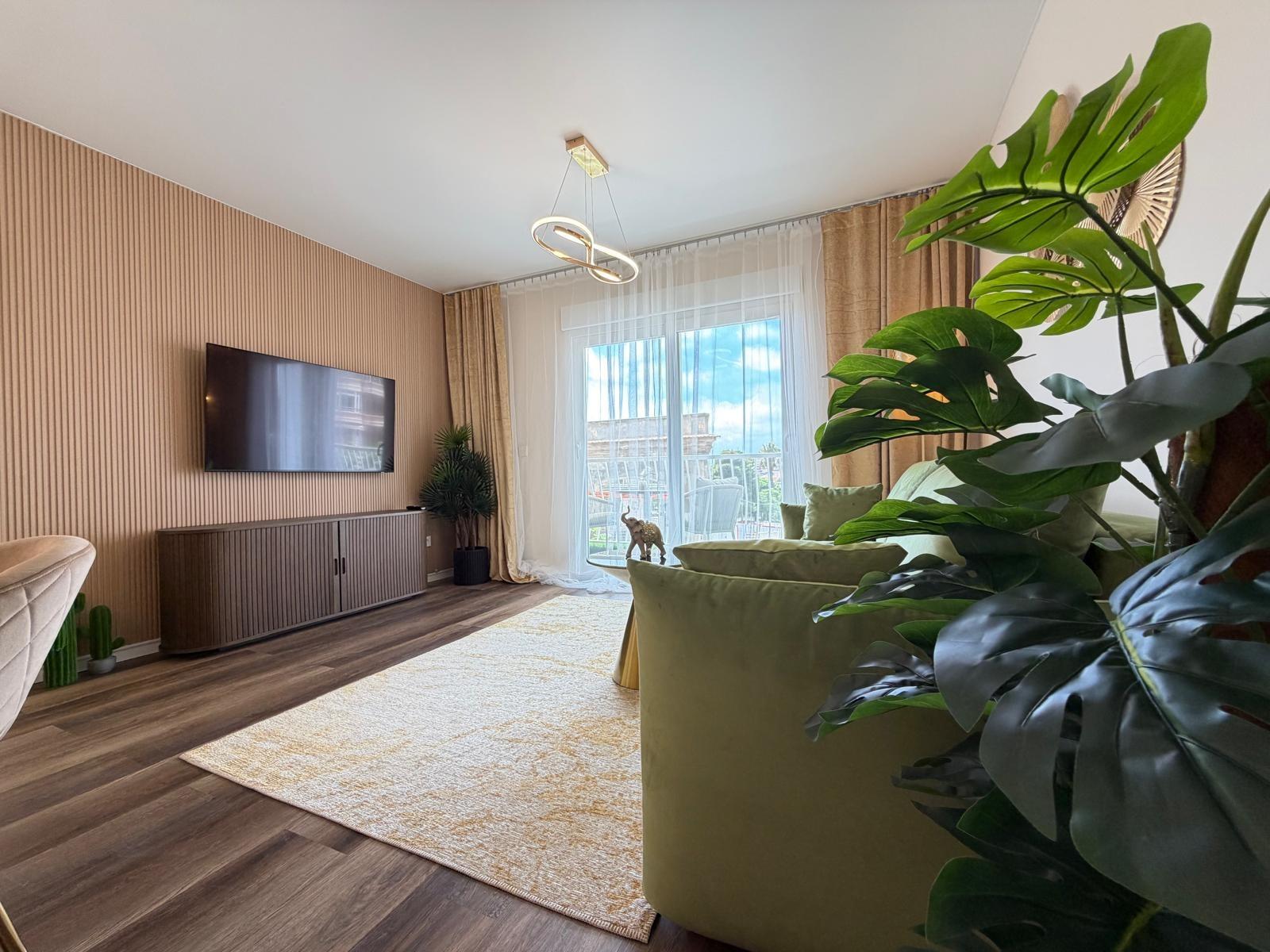 For sale - 3 Bedroom 2 Bathroom Apartment in Torrevieja - Torrevieja  - Alicante