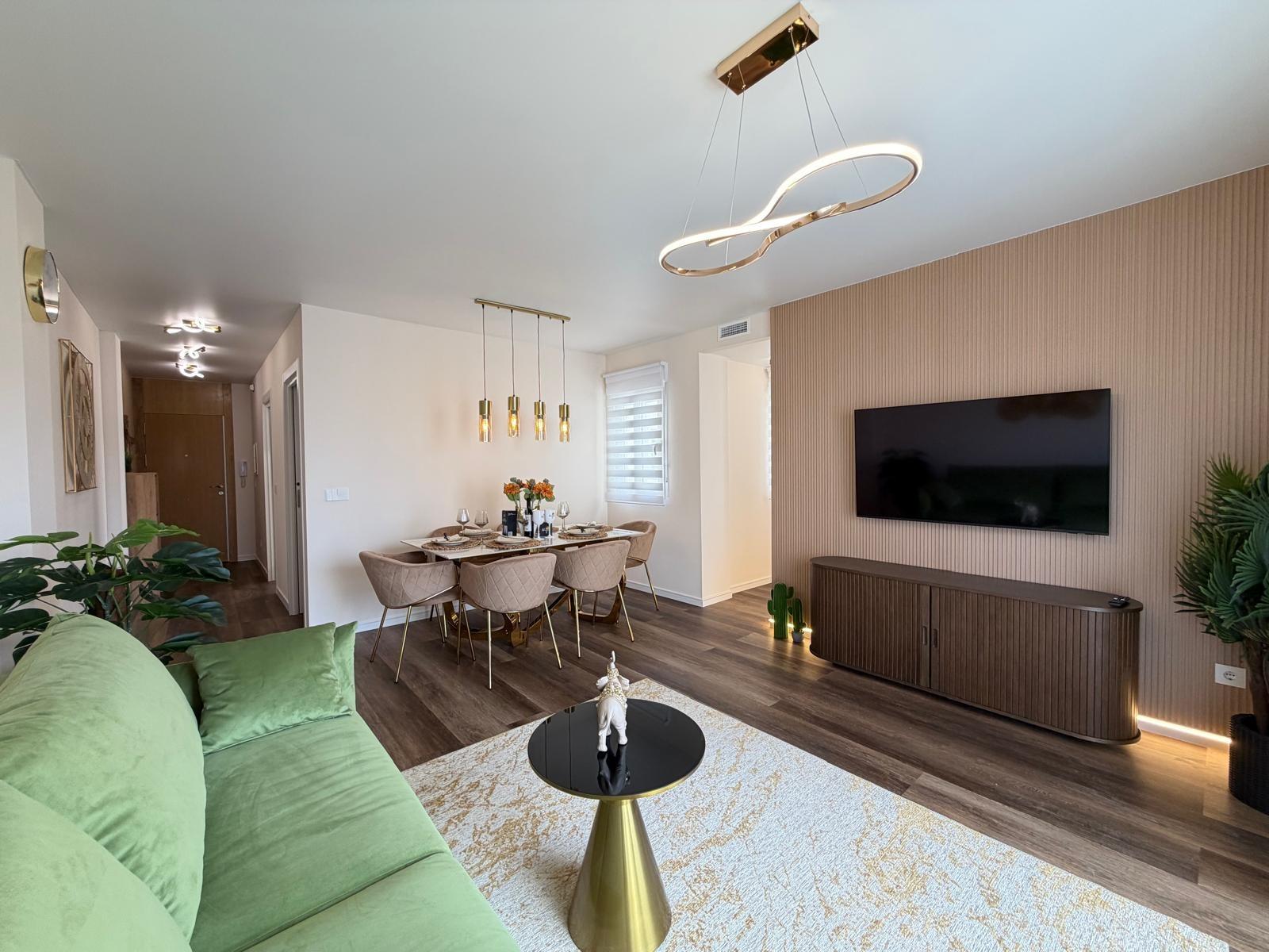 For sale - 3 Bedroom 2 Bathroom Apartment in Torrevieja - Torrevieja  - Alicante