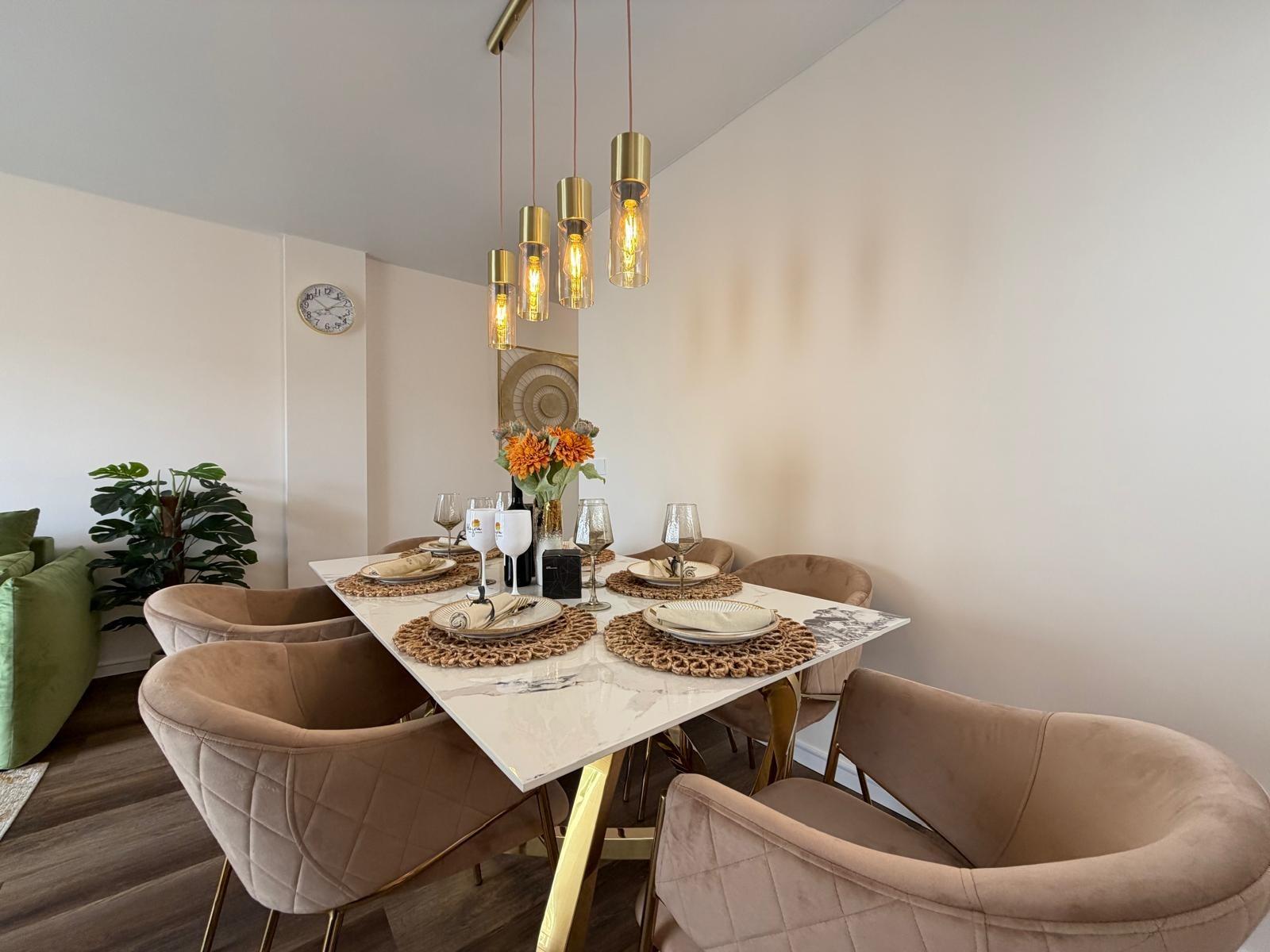 For sale - 3 Bedroom 2 Bathroom Apartment in Torrevieja - Torrevieja  - Alicante