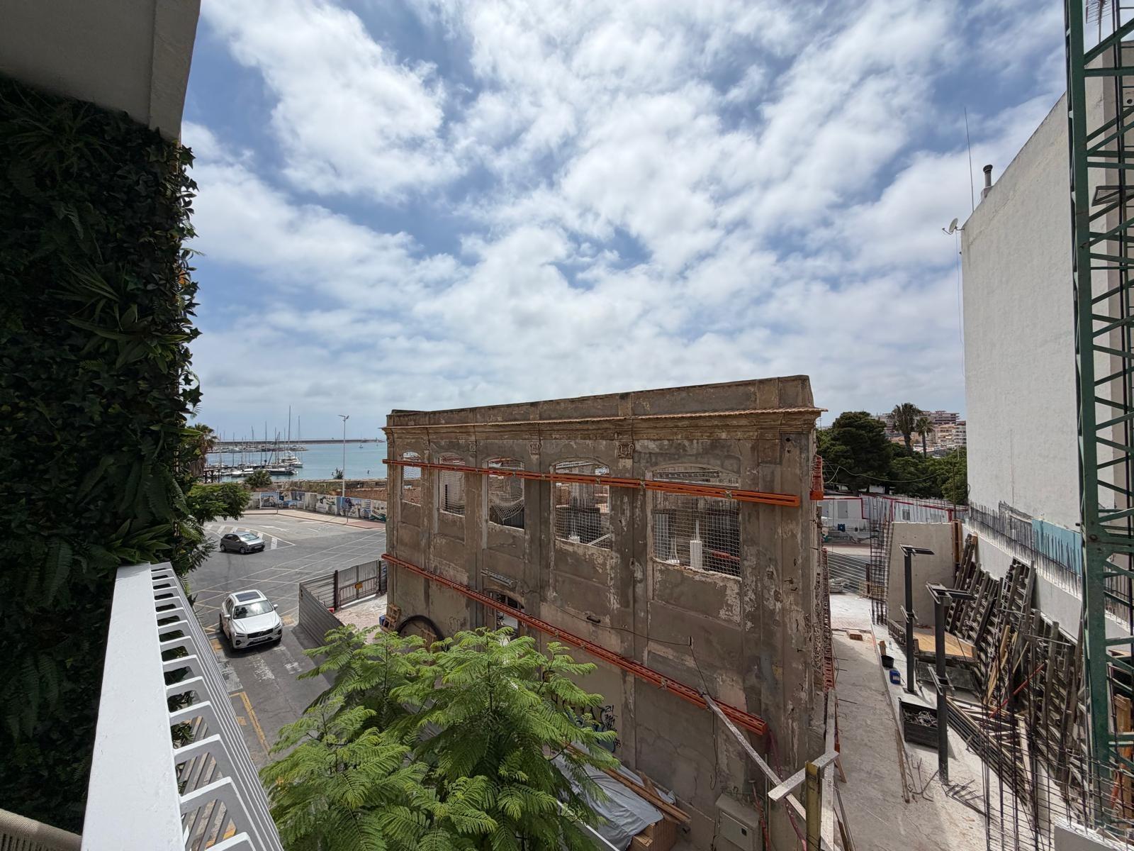 For sale - 3 Bedroom 2 Bathroom Apartment in Torrevieja - Torrevieja  - Alicante