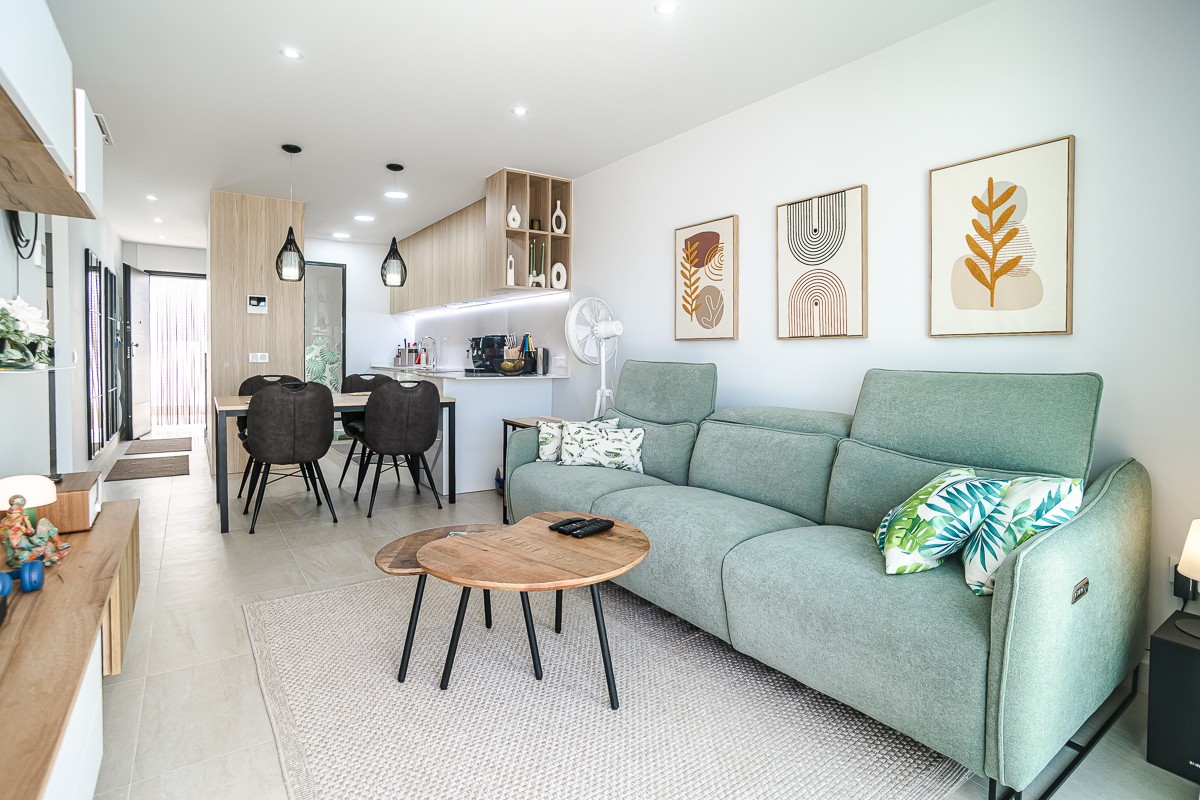 For sale - 3 Bedroom 3 Bathroom Apartment in Torrevieja - Costa Blanca  - Alicante