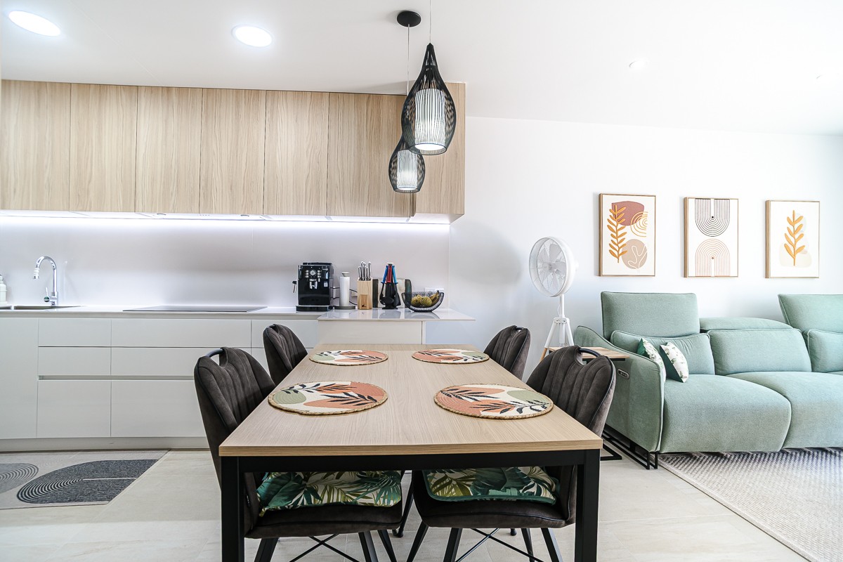 For sale - 3 Bedroom 3 Bathroom Apartment in Torrevieja - Costa Blanca  - Alicante