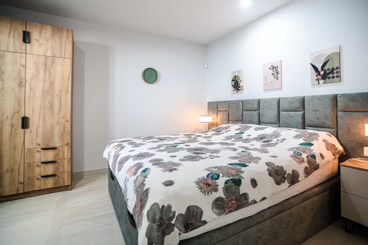 For sale - 3 Bedroom 3 Bathroom Apartment in Torrevieja - Costa Blanca  - Alicante