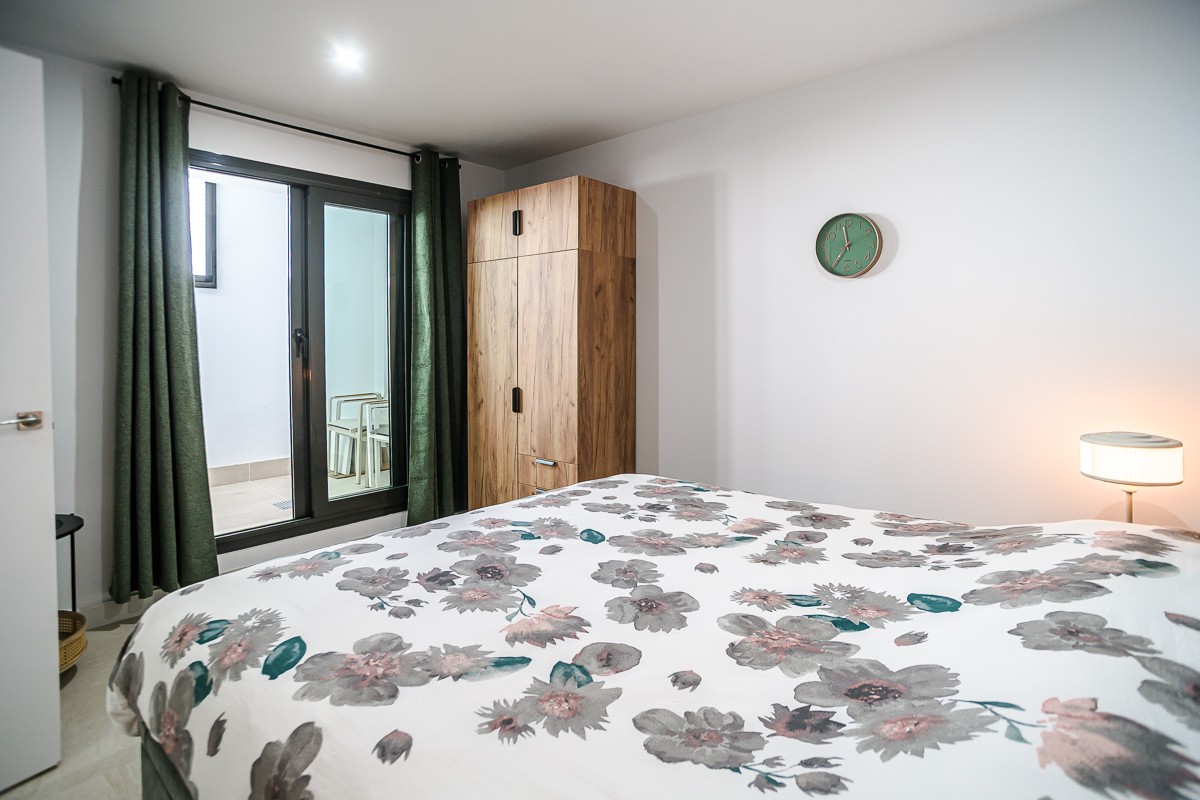 For sale - 3 Bedroom 3 Bathroom Apartment in Torrevieja - Costa Blanca  - Alicante
