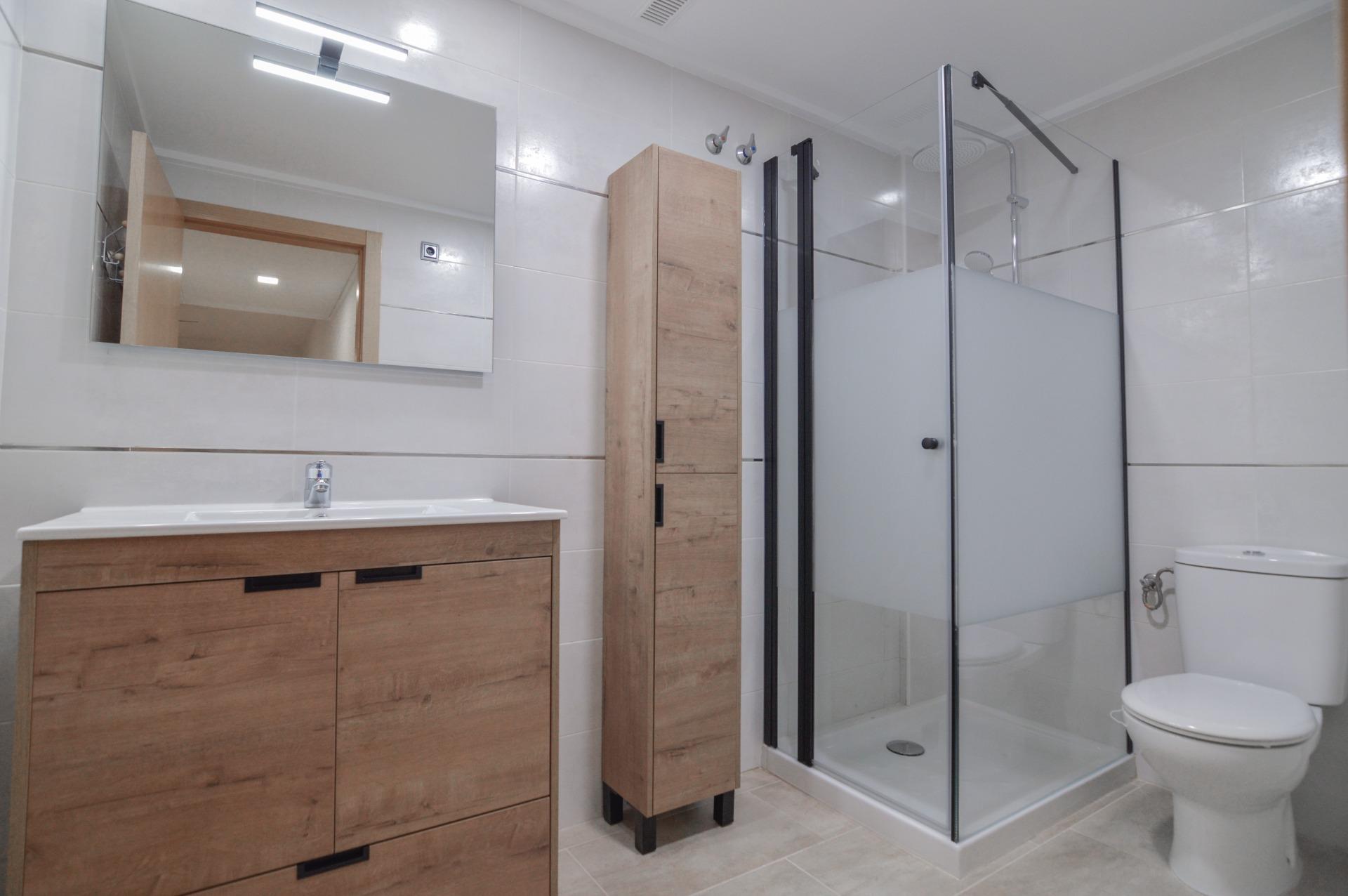 For sale - 2 Bedroom 2 Bathroom Apartment in Torrevieja - Playa Del Cura  - Alicante