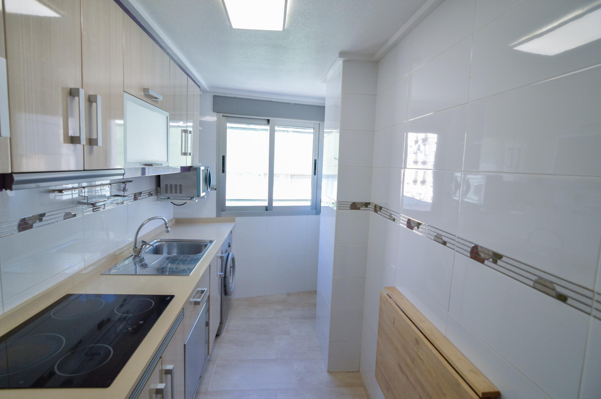 For sale - 2 Bedroom 2 Bathroom Apartment in Torrevieja - Playa Del Cura  - Alicante