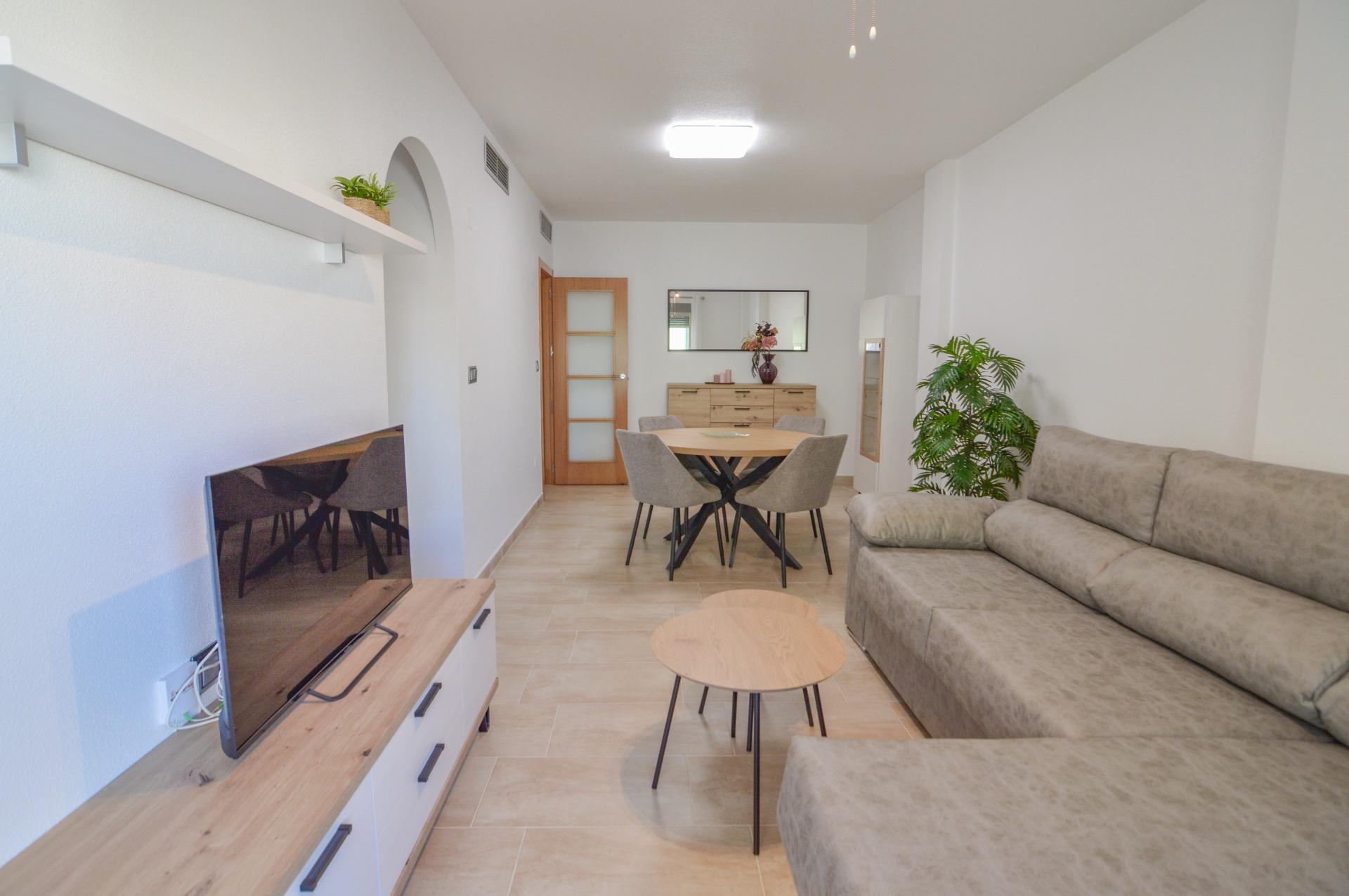 For sale - 2 Bedroom 2 Bathroom Apartment in Torrevieja - Playa Del Cura  - Alicante
