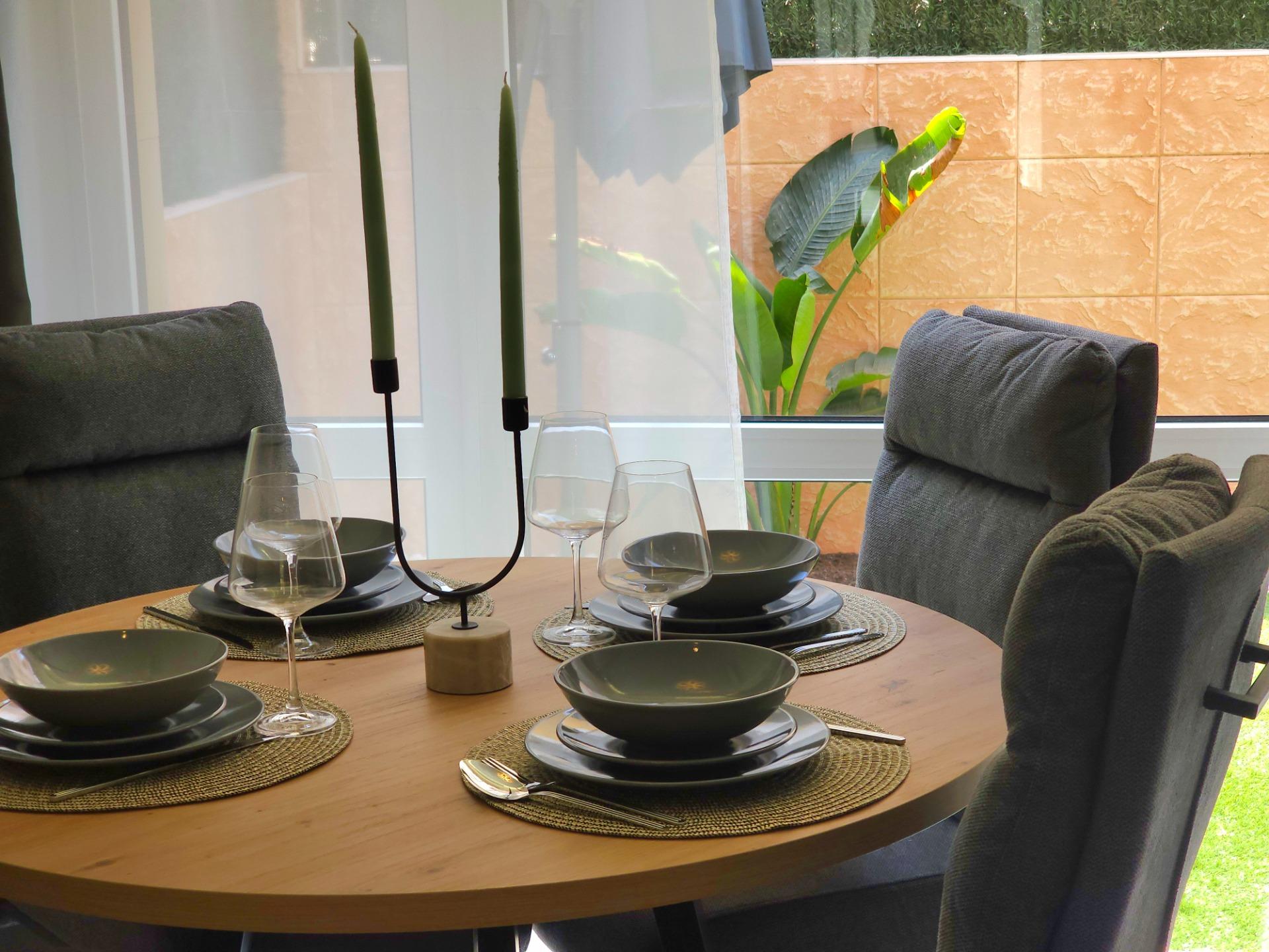 For sale - 3 Bedroom 2 Bathroom Bungalow in Torrevieja - Los Europeos  - Alicante