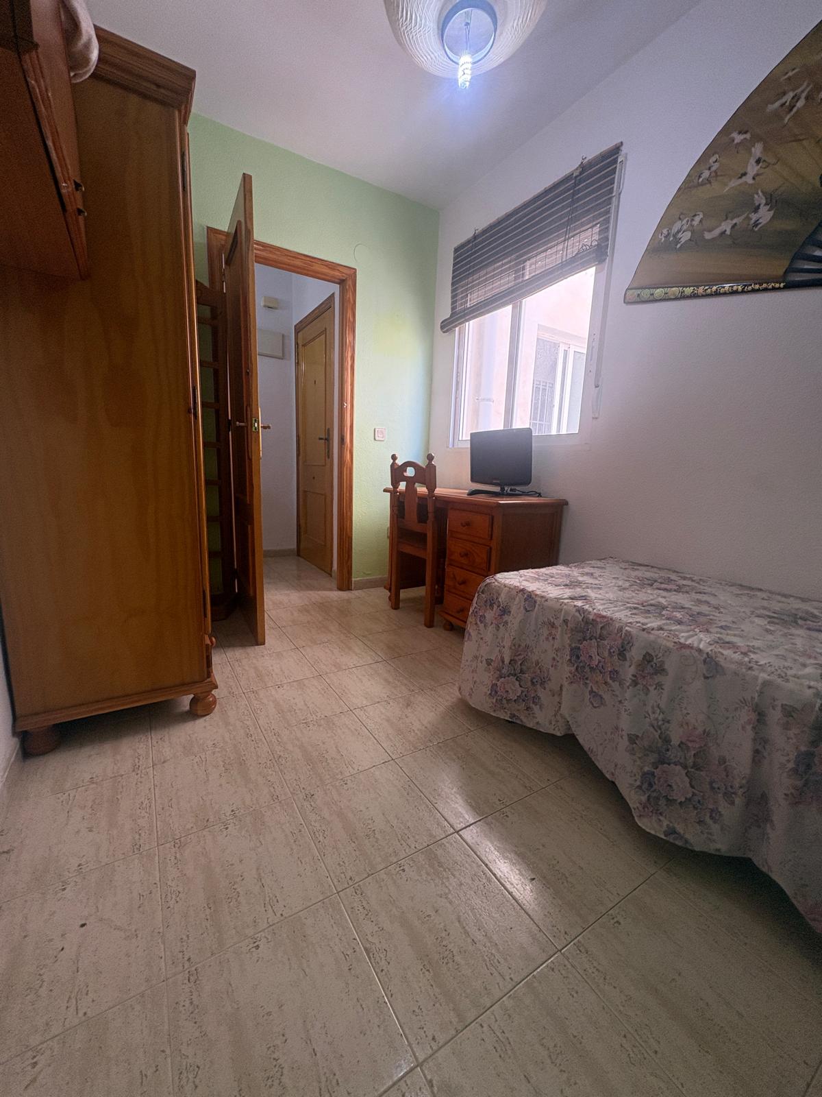 For sale - 2 Bedroom 1 Bathroom Apartment in Torrevieja - Costa Blanca  - Alicante