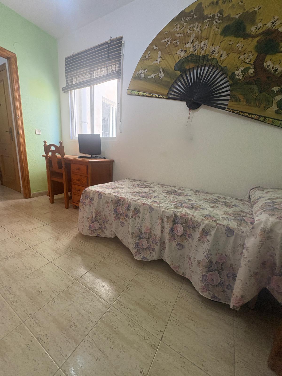 For sale - 2 Bedroom 1 Bathroom Apartment in Torrevieja - Costa Blanca  - Alicante