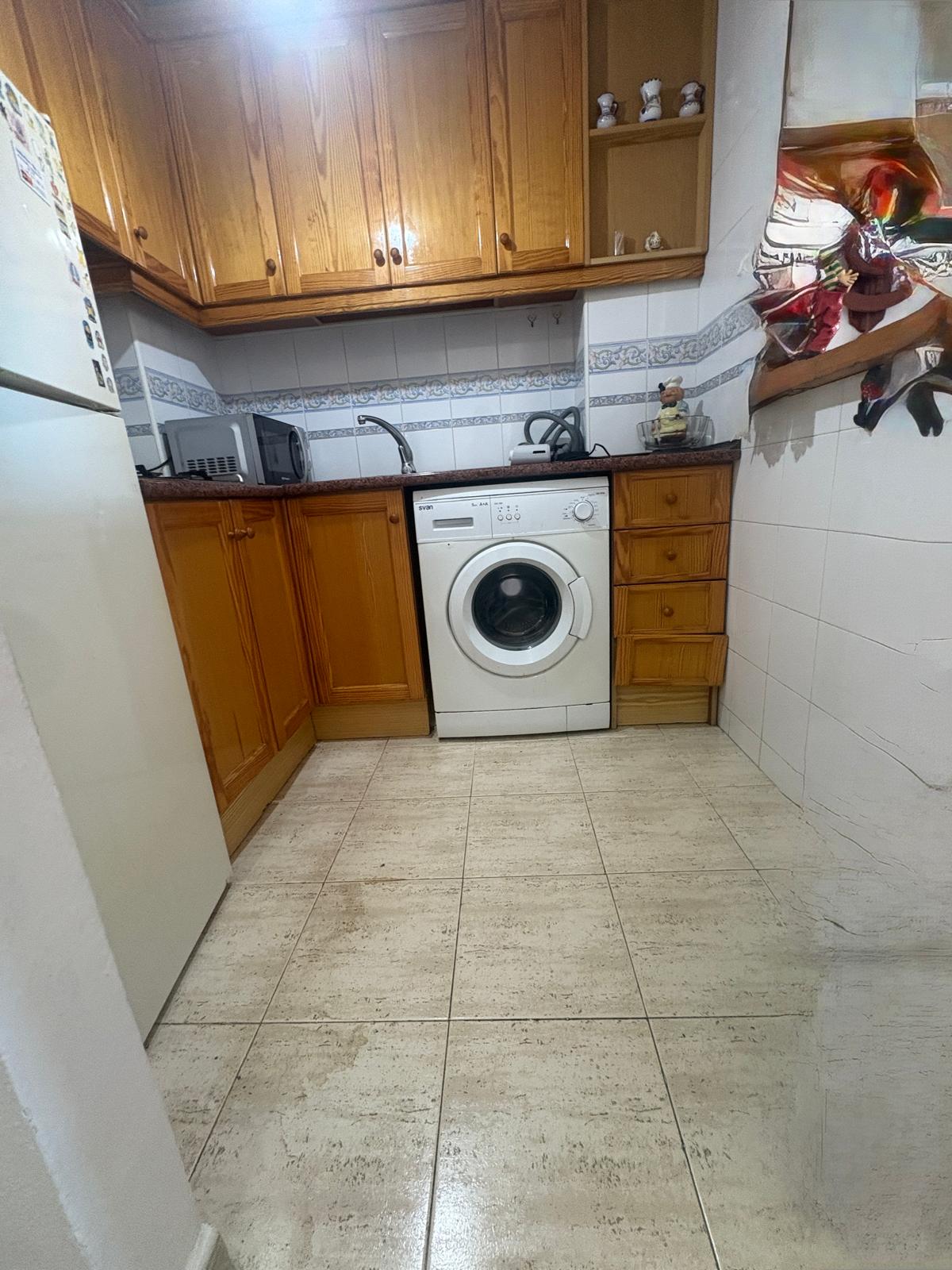 For sale - 2 Bedroom 1 Bathroom Apartment in Torrevieja - Costa Blanca  - Alicante