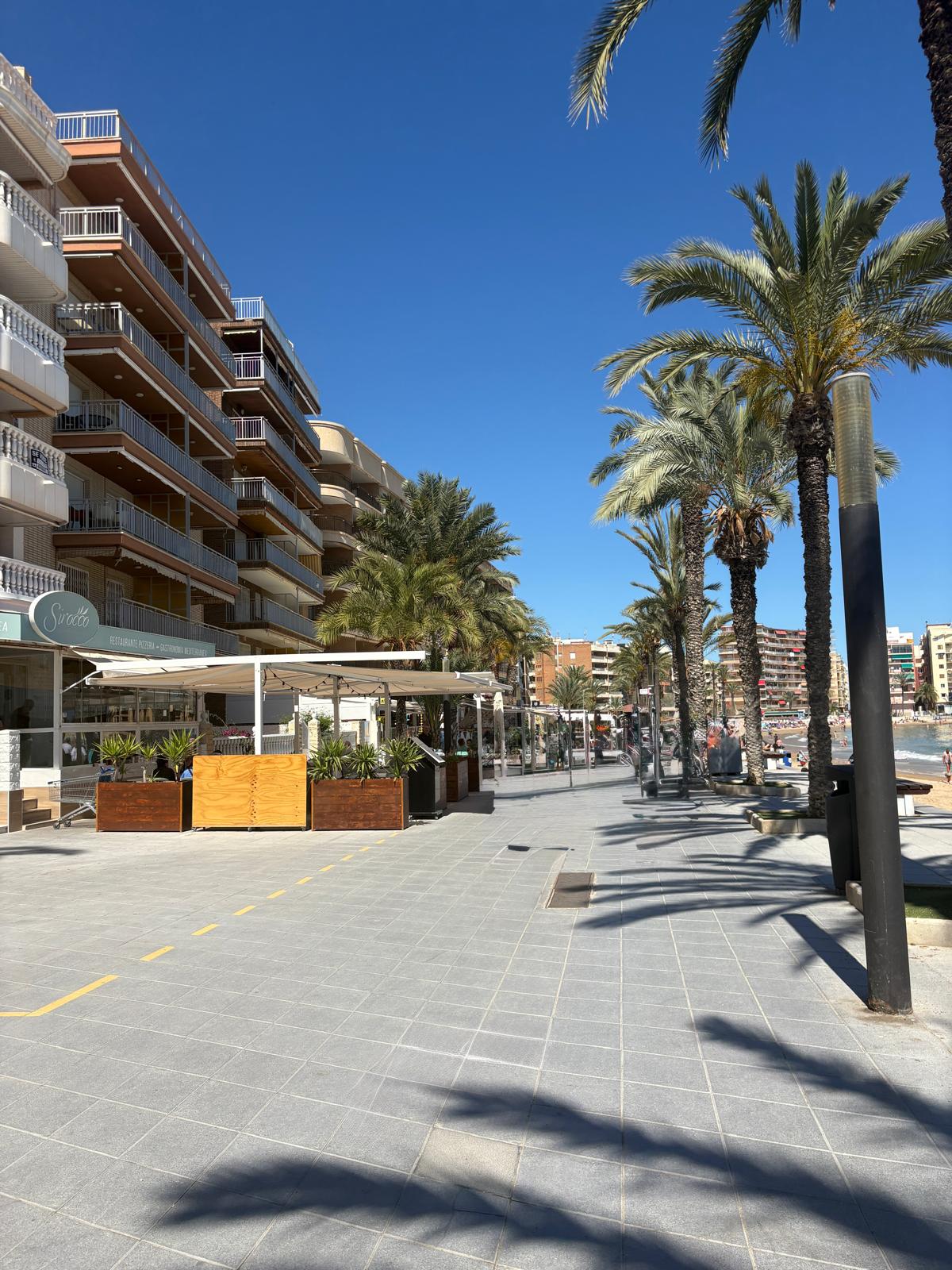 For sale - 2 Bedroom 1 Bathroom Apartment in Torrevieja - Costa Blanca  - Alicante