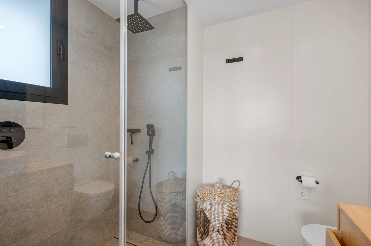 For sale - 2 Bedroom 2 Bathroom Apartment in Orihuela Costa - Las Colinas Golf  - Alicante