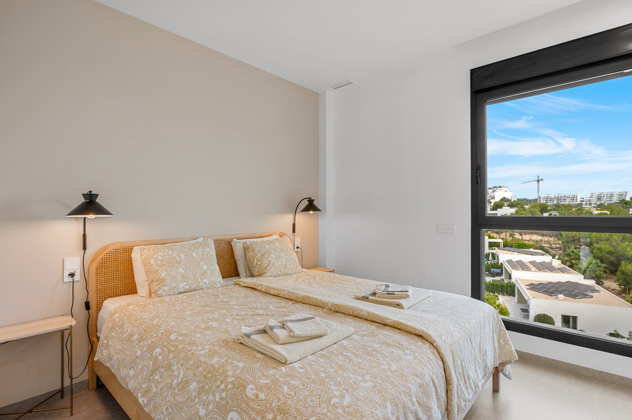 For sale - 2 Bedroom 2 Bathroom Apartment in Orihuela Costa - Las Colinas Golf  - Alicante