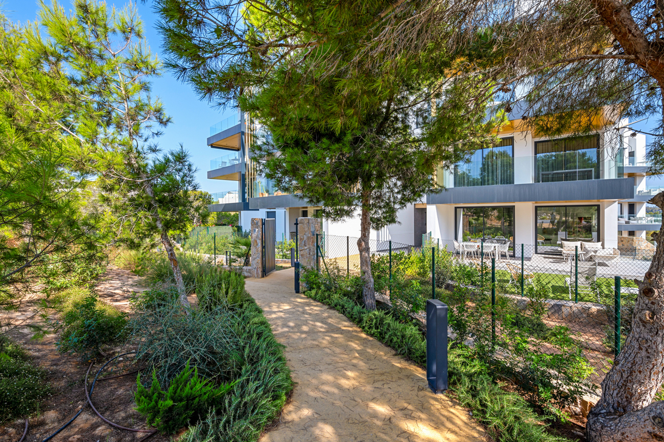 For sale - 2 Bedroom 2 Bathroom Apartment in Orihuela Costa - Las Colinas Golf  - Alicante