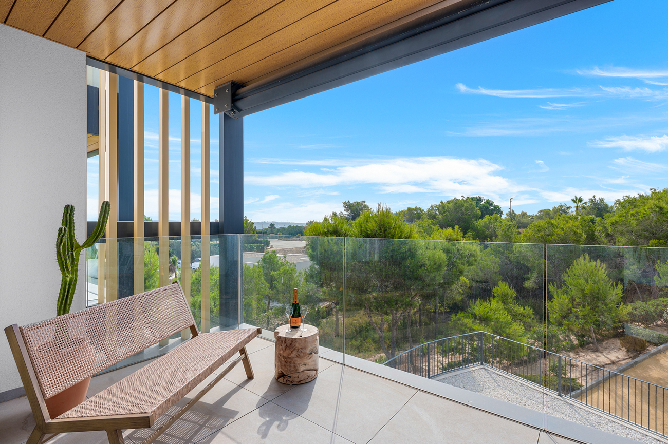For sale - 2 Bedroom 2 Bathroom Apartment in Orihuela Costa - Las Colinas Golf  - Alicante