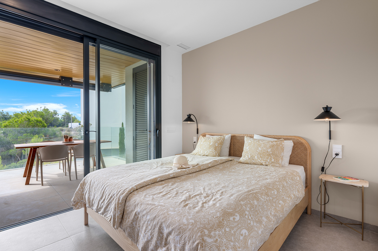 For sale - 2 Bedroom 2 Bathroom Apartment in Orihuela Costa - Las Colinas Golf  - Alicante