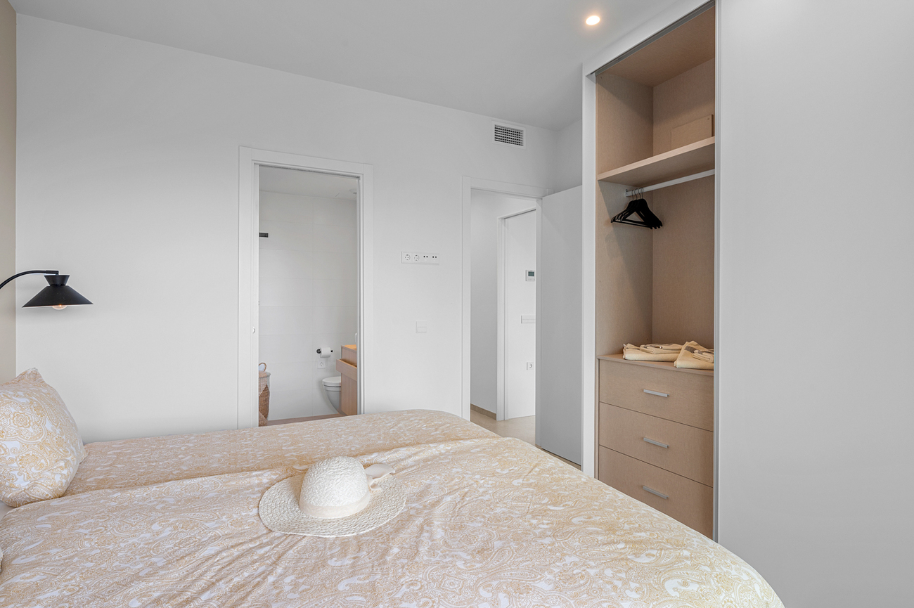 For sale - 2 Bedroom 2 Bathroom Apartment in Orihuela Costa - Las Colinas Golf  - Alicante