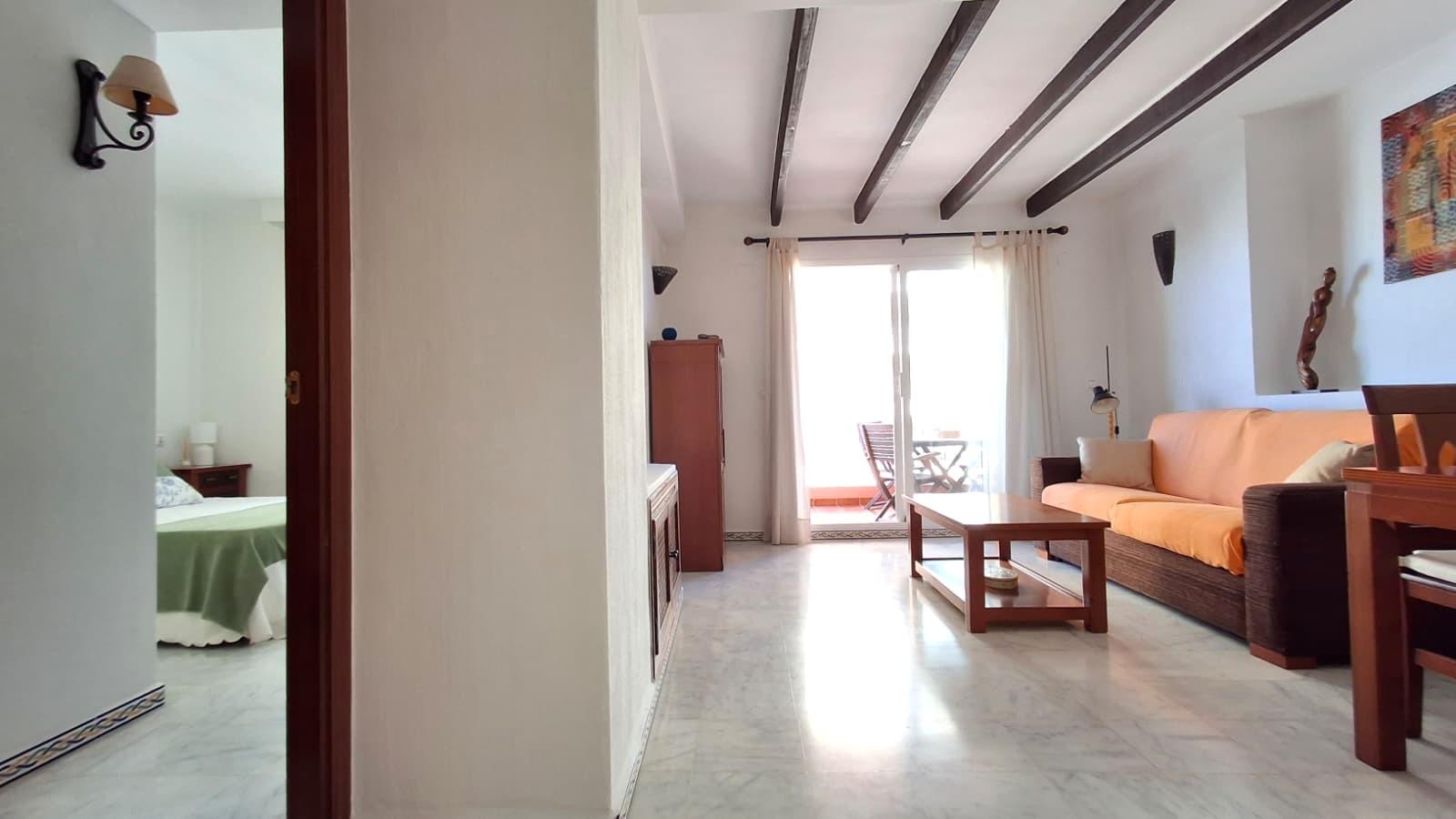 For sale - 2 Bedroom 2 Bathroom Apartment in Torrevieja - Los Frutales  - Alicante