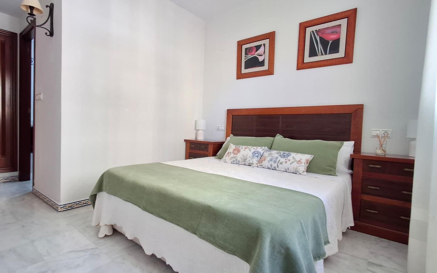 For sale - 2 Bedroom 2 Bathroom Apartment in Torrevieja - Los Frutales  - Alicante