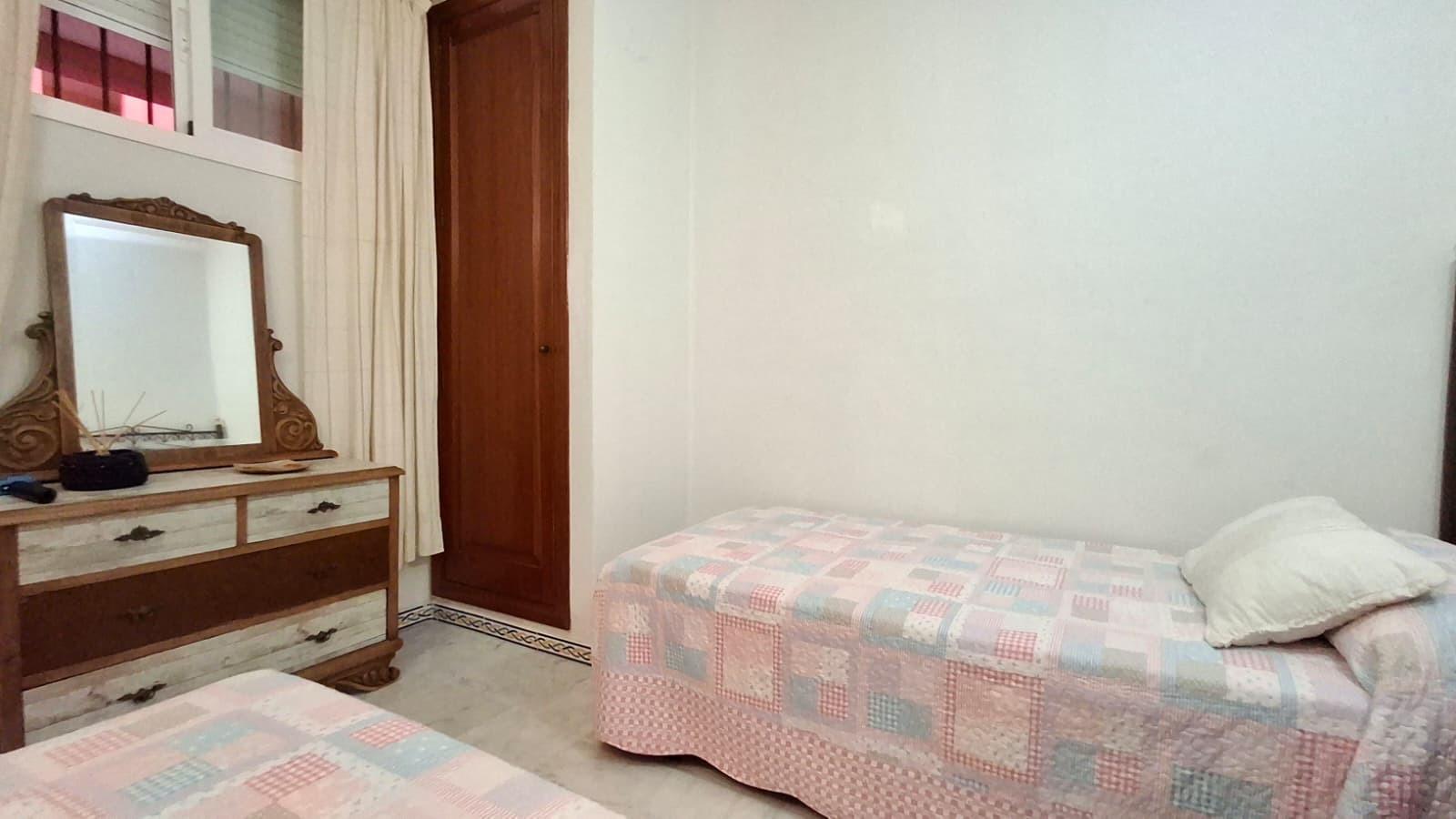 For sale - 2 Bedroom 2 Bathroom Apartment in Torrevieja - Los Frutales  - Alicante