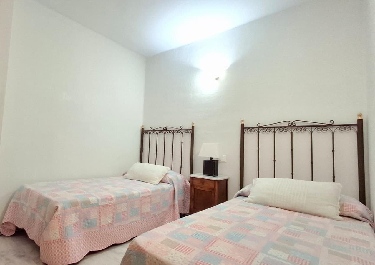 For sale - 2 Bedroom 2 Bathroom Apartment in Torrevieja - Los Frutales  - Alicante