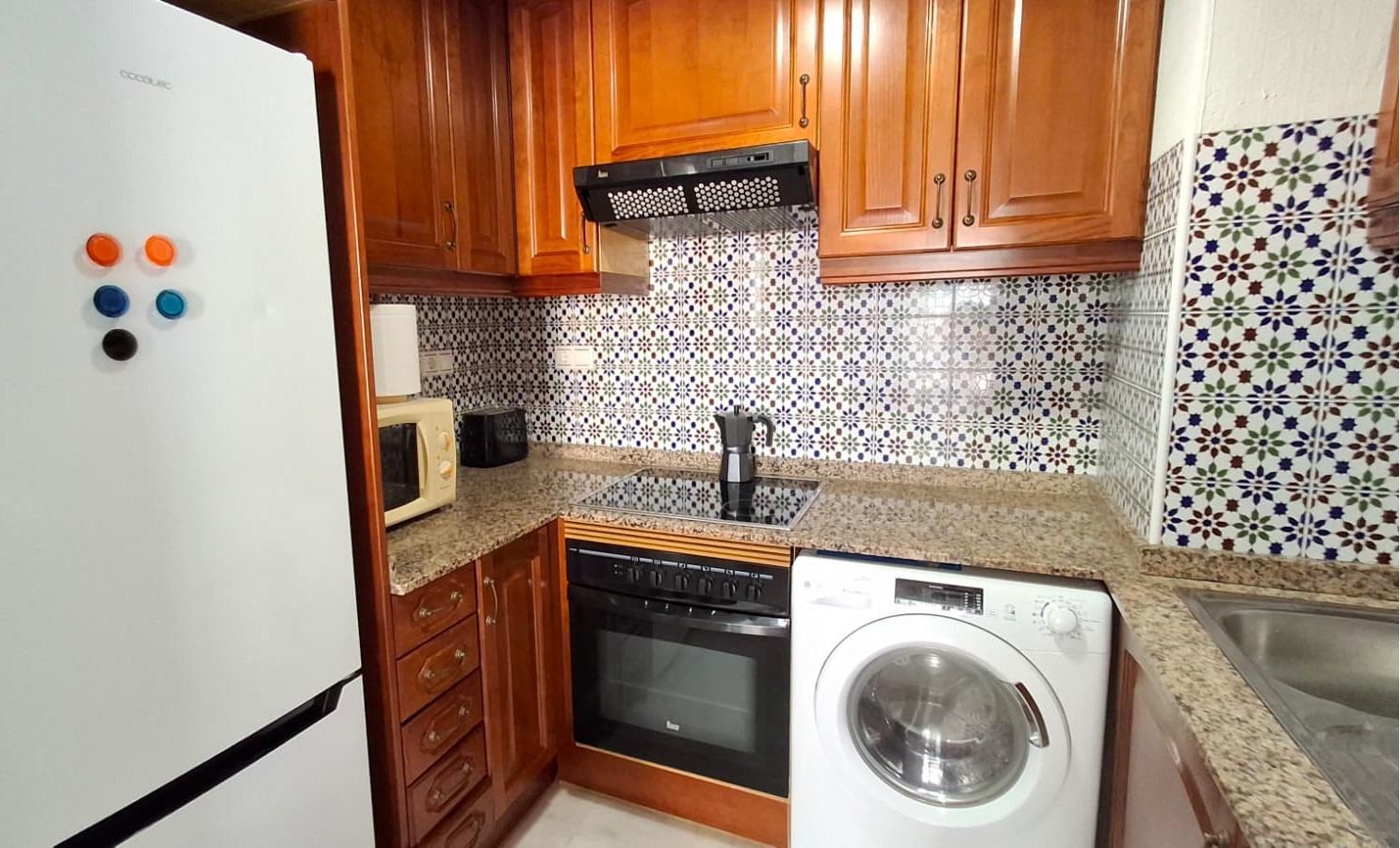 For sale - 2 Bedroom 2 Bathroom Apartment in Torrevieja - Los Frutales  - Alicante