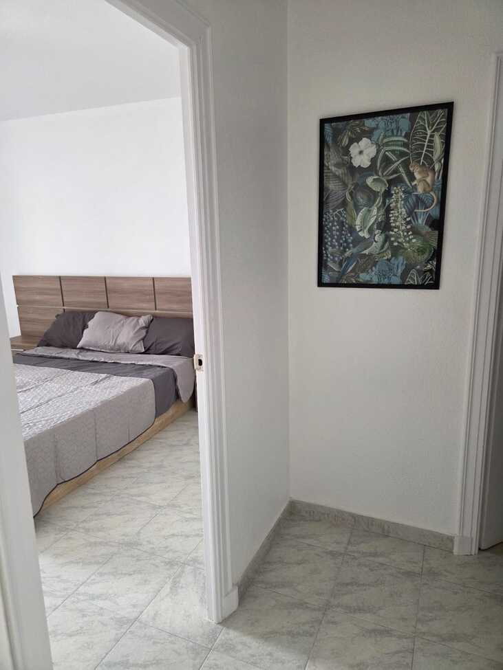 For sale - 3 Bedroom 2 Bathroom Apartment in Torrevieja - Habaneras  - Alicante