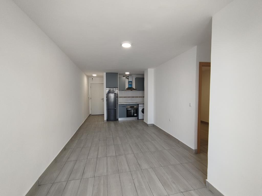 For sale - 2 Bedroom 1 Bathroom Apartment in Torrevieja - Habaneras  - Alicante