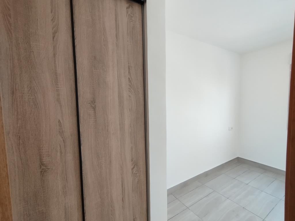 For sale - 2 Bedroom 1 Bathroom Apartment in Torrevieja - Habaneras  - Alicante