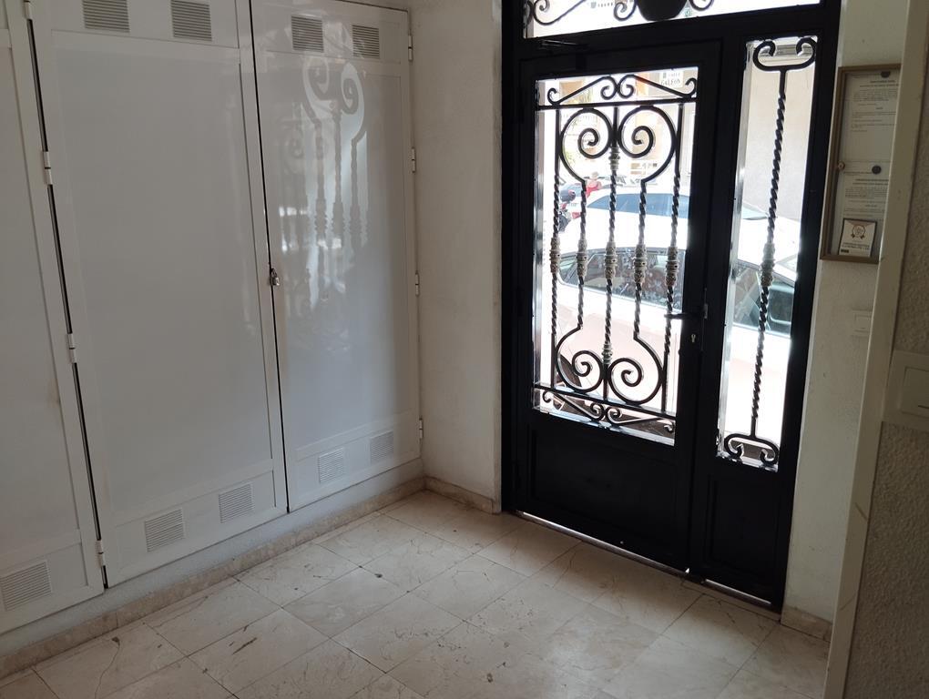 For sale - 2 Bedroom 1 Bathroom Apartment in Torrevieja - Habaneras  - Alicante