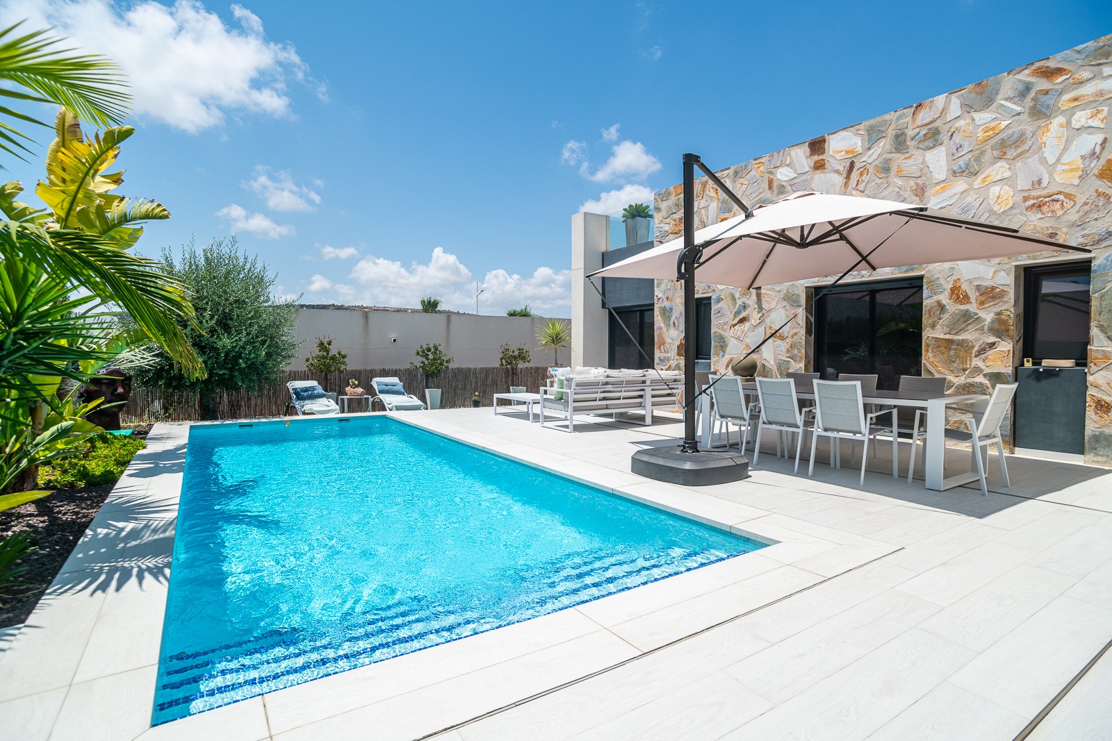 For sale - 3 Bedroom 2 Bathroom Villa in Algorfa - Inland  - Alicante