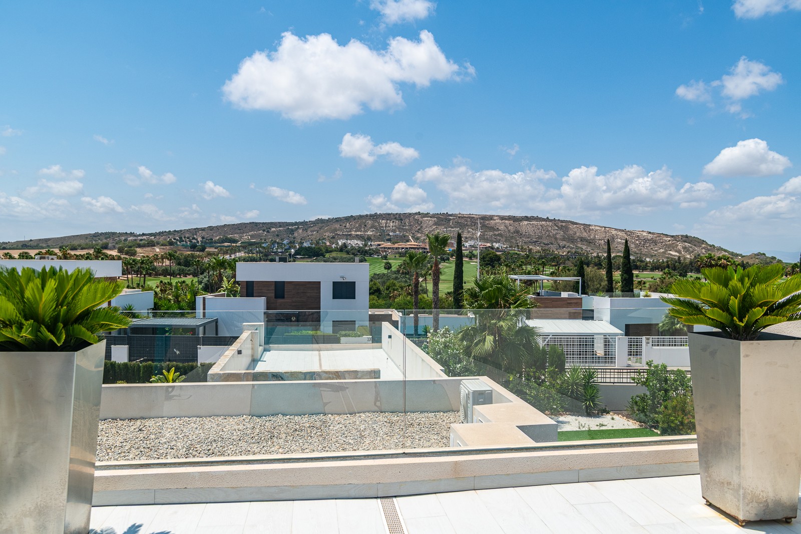 For sale - 3 Bedroom 2 Bathroom Villa in Algorfa - Inland  - Alicante