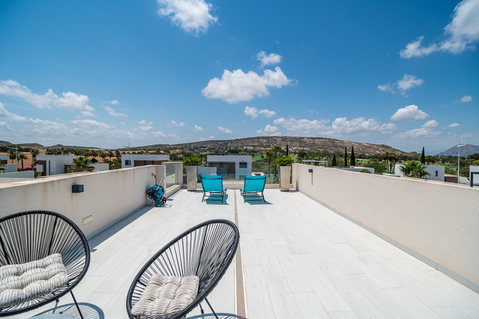 For sale - 3 Bedroom 2 Bathroom Villa in Algorfa - Inland  - Alicante