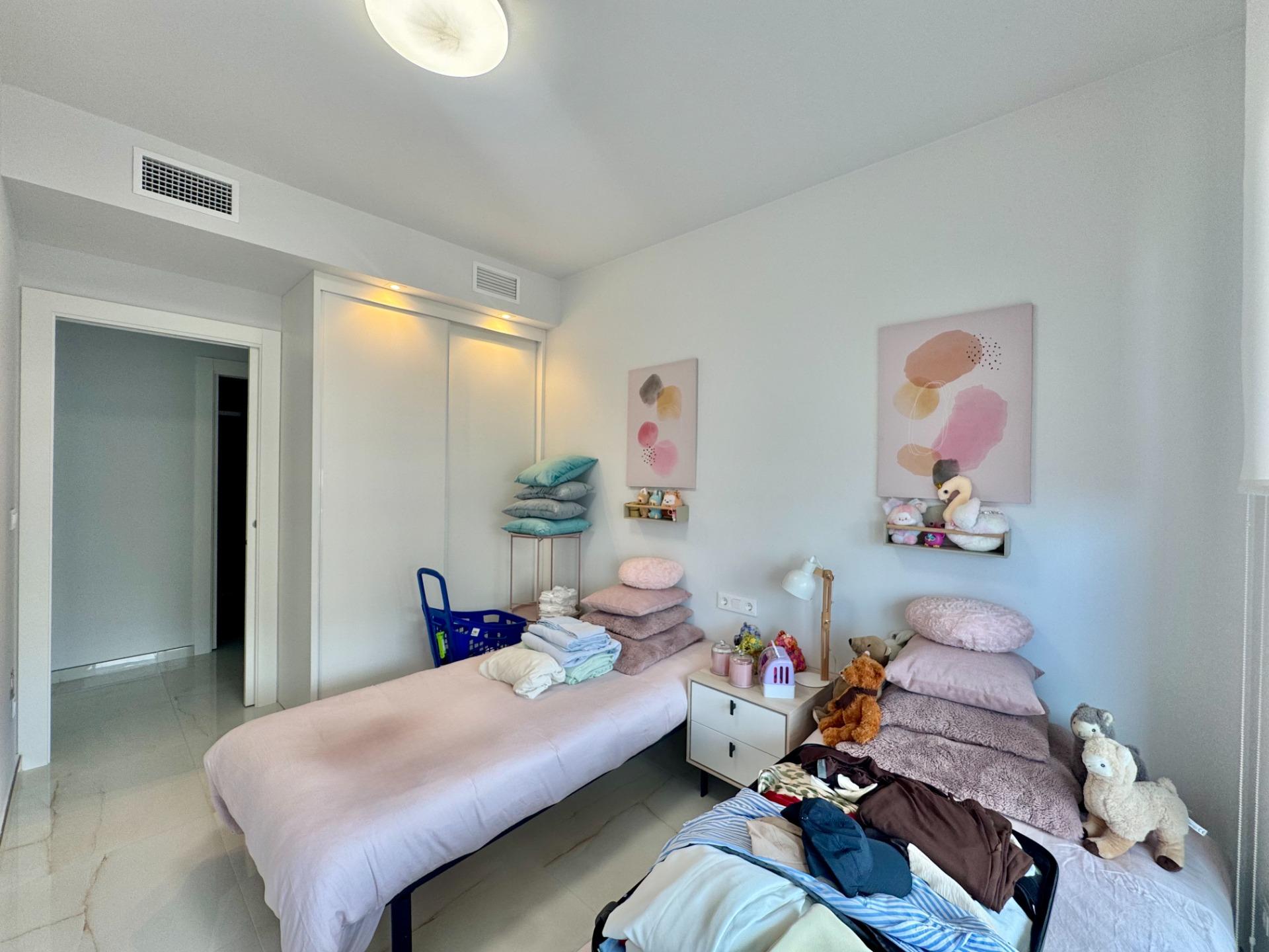 For sale - 3 Bedroom 2 Bathroom Apartment in Orihuela Costa - Punta Prima  - Alicante