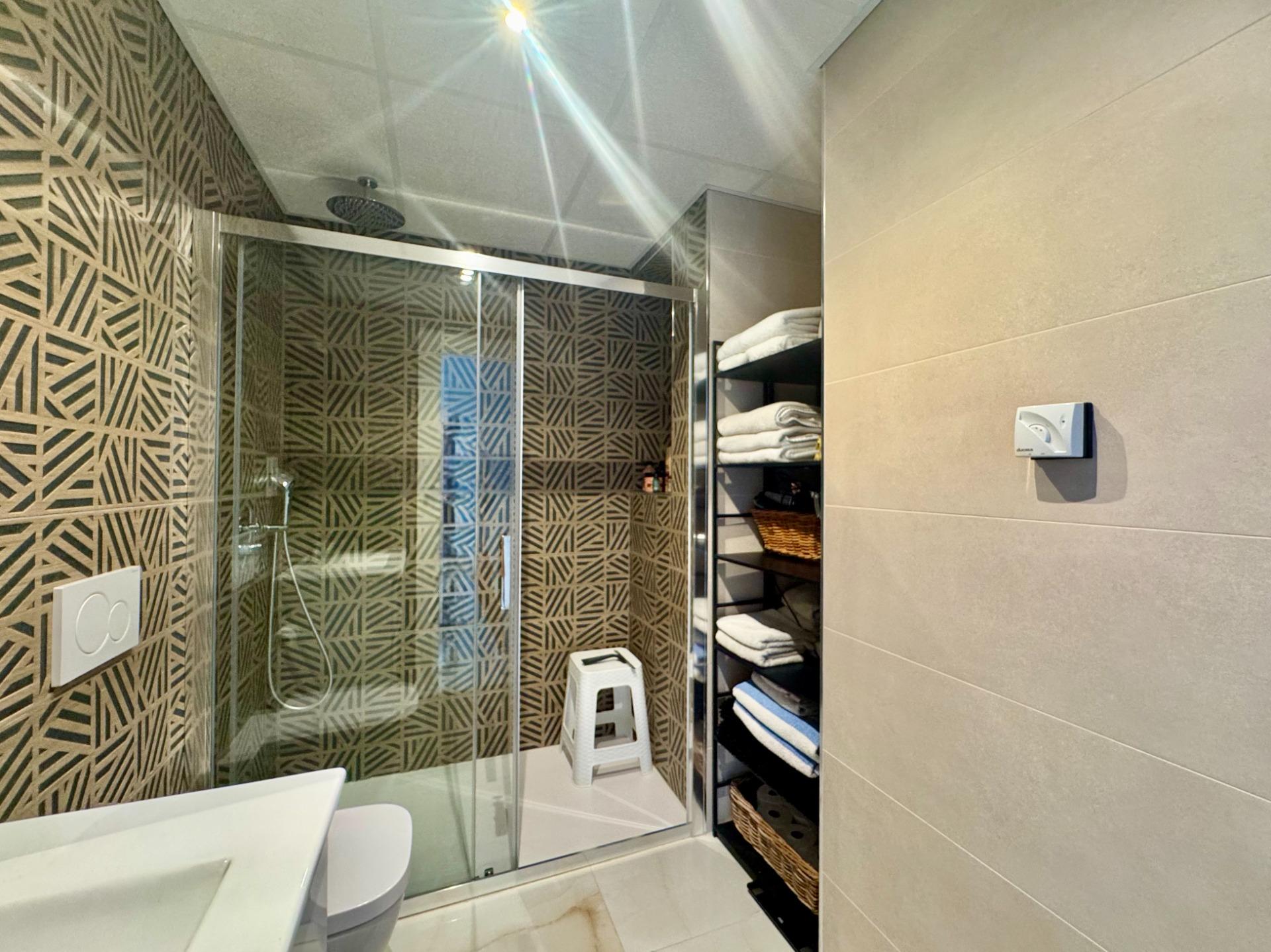 For sale - 3 Bedroom 2 Bathroom Apartment in Orihuela Costa - Punta Prima  - Alicante