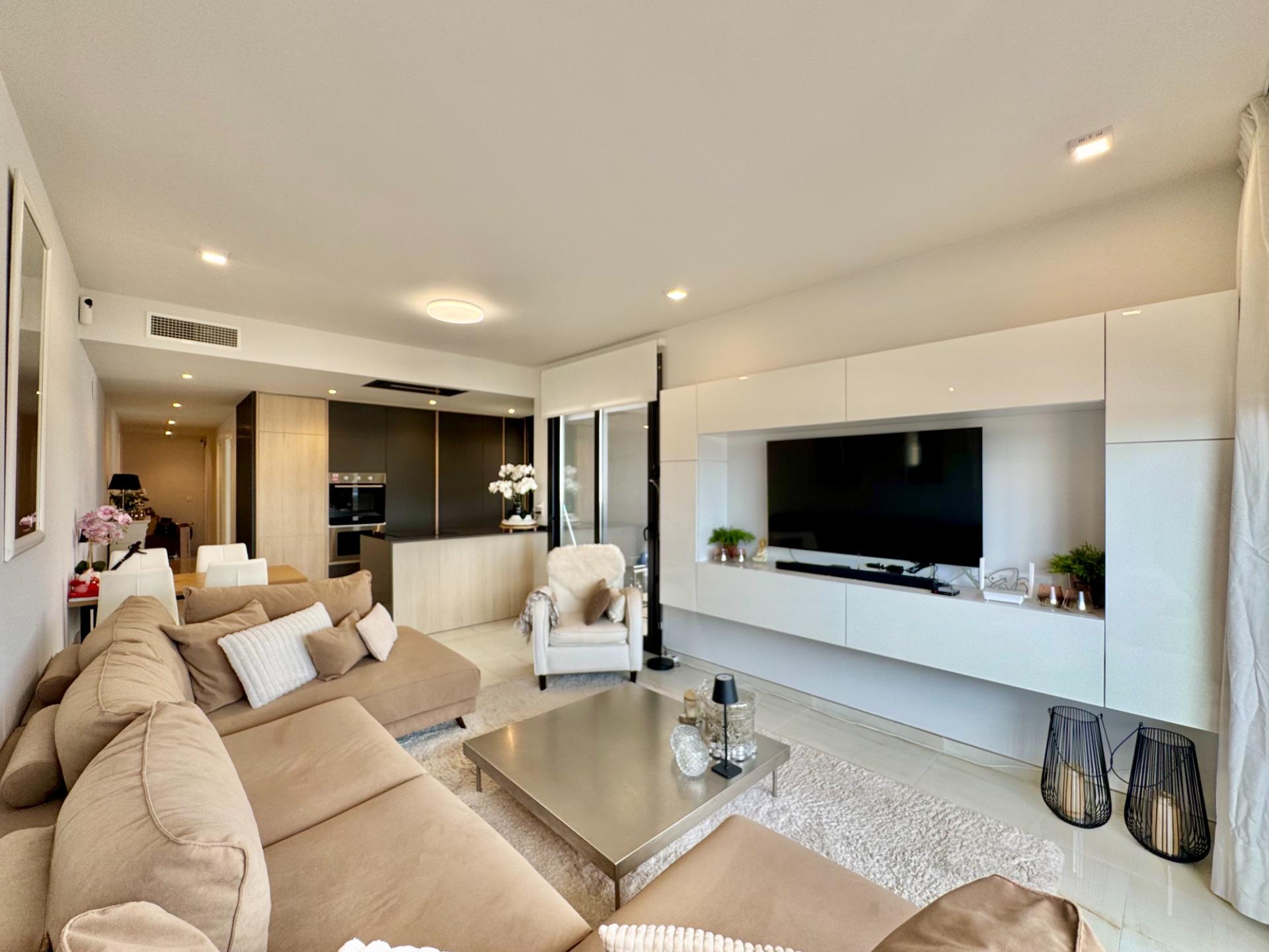 For sale - 3 Bedroom 2 Bathroom Apartment in Orihuela Costa - Punta Prima  - Alicante