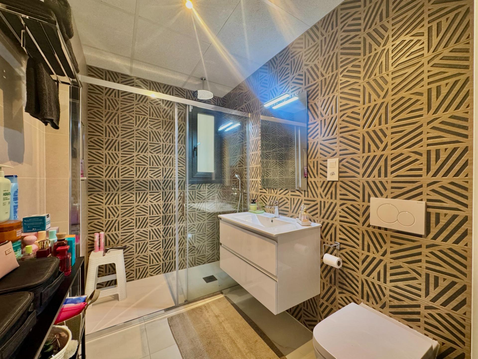For sale - 3 Bedroom 2 Bathroom Apartment in Orihuela Costa - Punta Prima  - Alicante