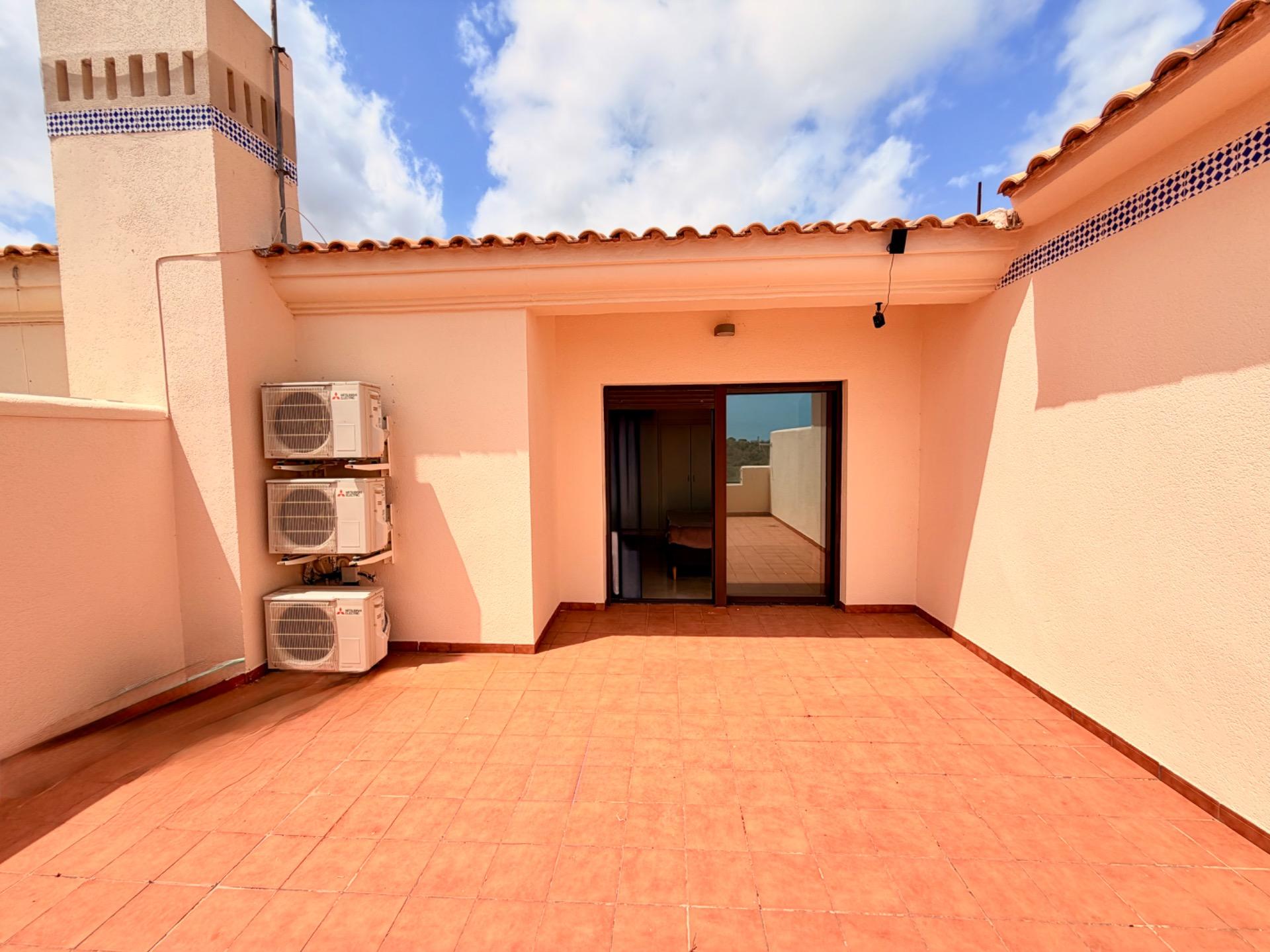 For sale - 3 Bedroom 2 Bathroom Penthouse in Orihuela Costa - Las Ramblas  - Alicante