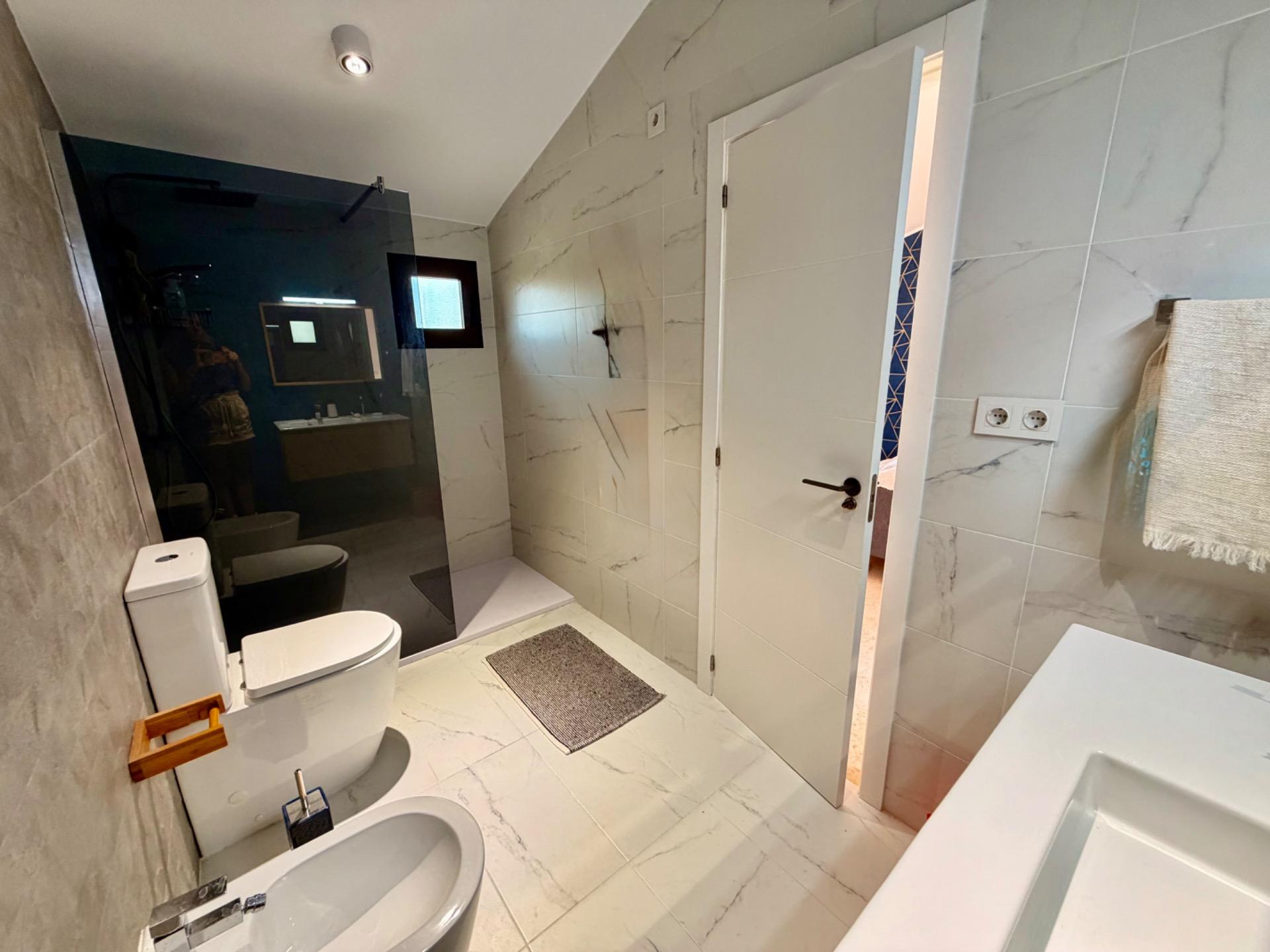 For sale - 3 Bedroom 2 Bathroom Penthouse in Orihuela Costa - Las Ramblas  - Alicante