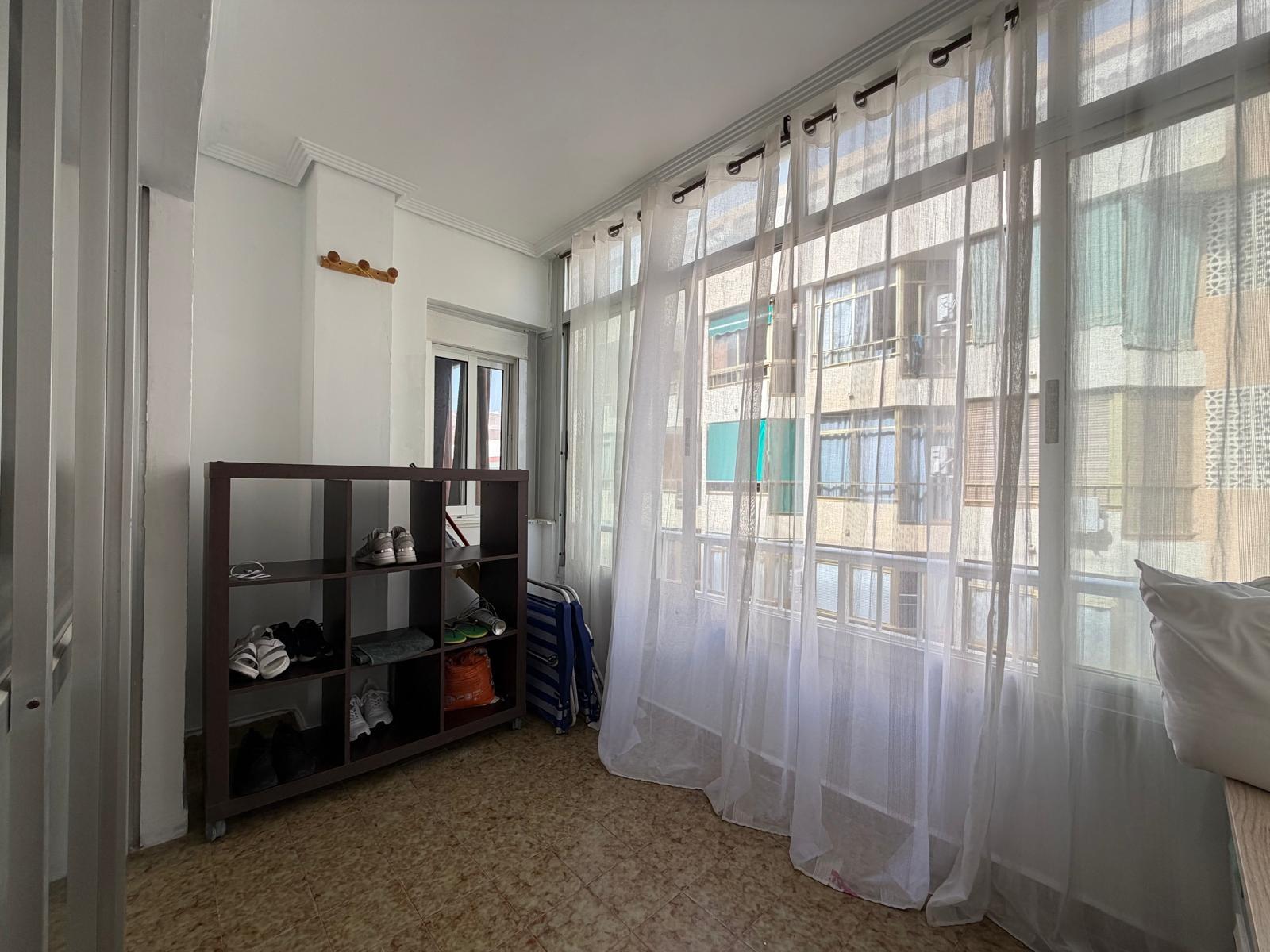 For sale - 2 Bedroom 1 Bathroom Apartment in Torrevieja - Playa Del Cura  - Alicante