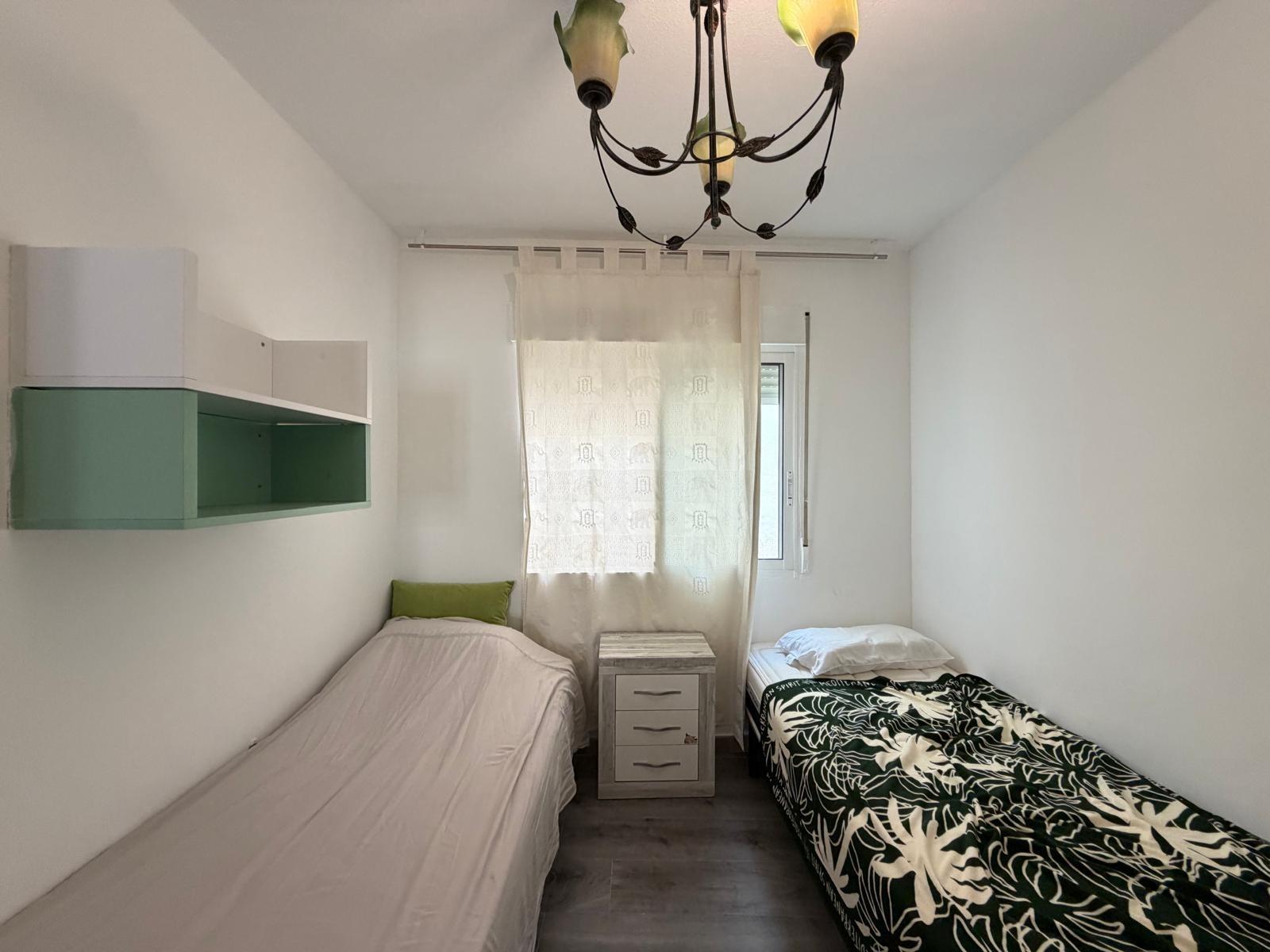 For sale - 2 Bedroom 1 Bathroom Apartment in Torrevieja - Playa Del Cura  - Alicante