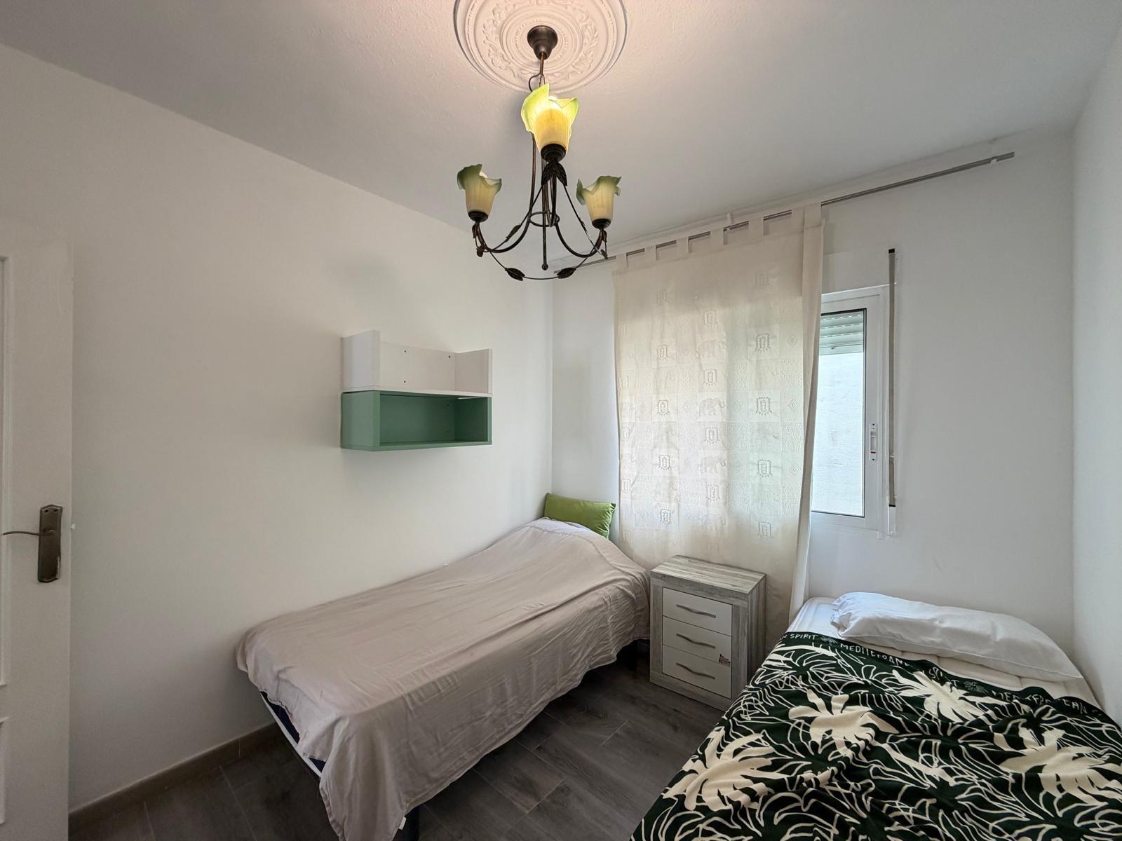 For sale - 2 Bedroom 1 Bathroom Apartment in Torrevieja - Playa Del Cura  - Alicante
