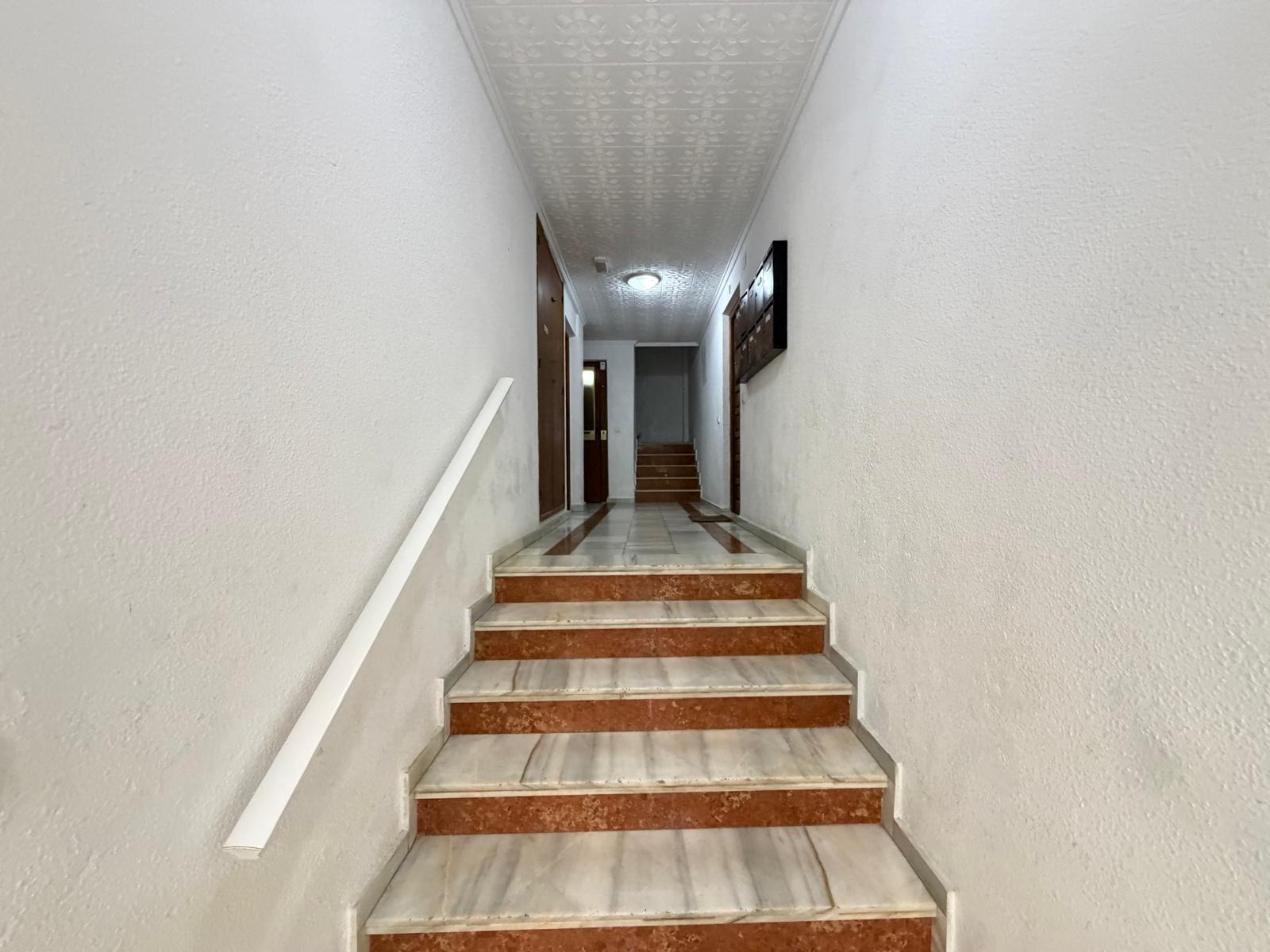 For sale - 2 Bedroom 1 Bathroom Apartment in Torrevieja - Playa Del Cura  - Alicante