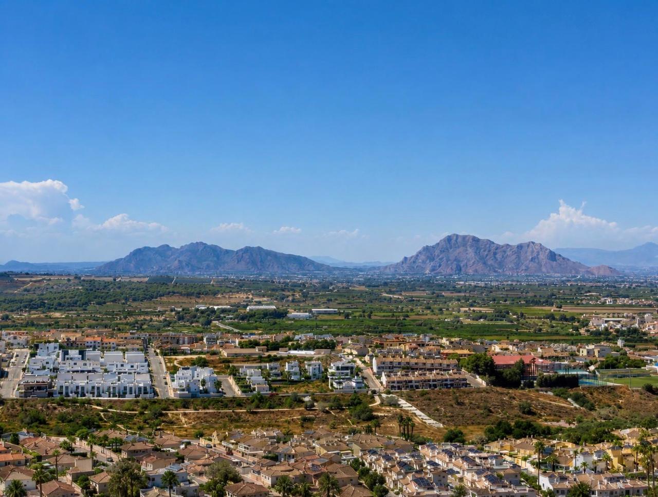 Sold - 3 Bedroom 1 Bathroom Bungalow in Ciudad Quesada - Costa Blanca  - Alicante
